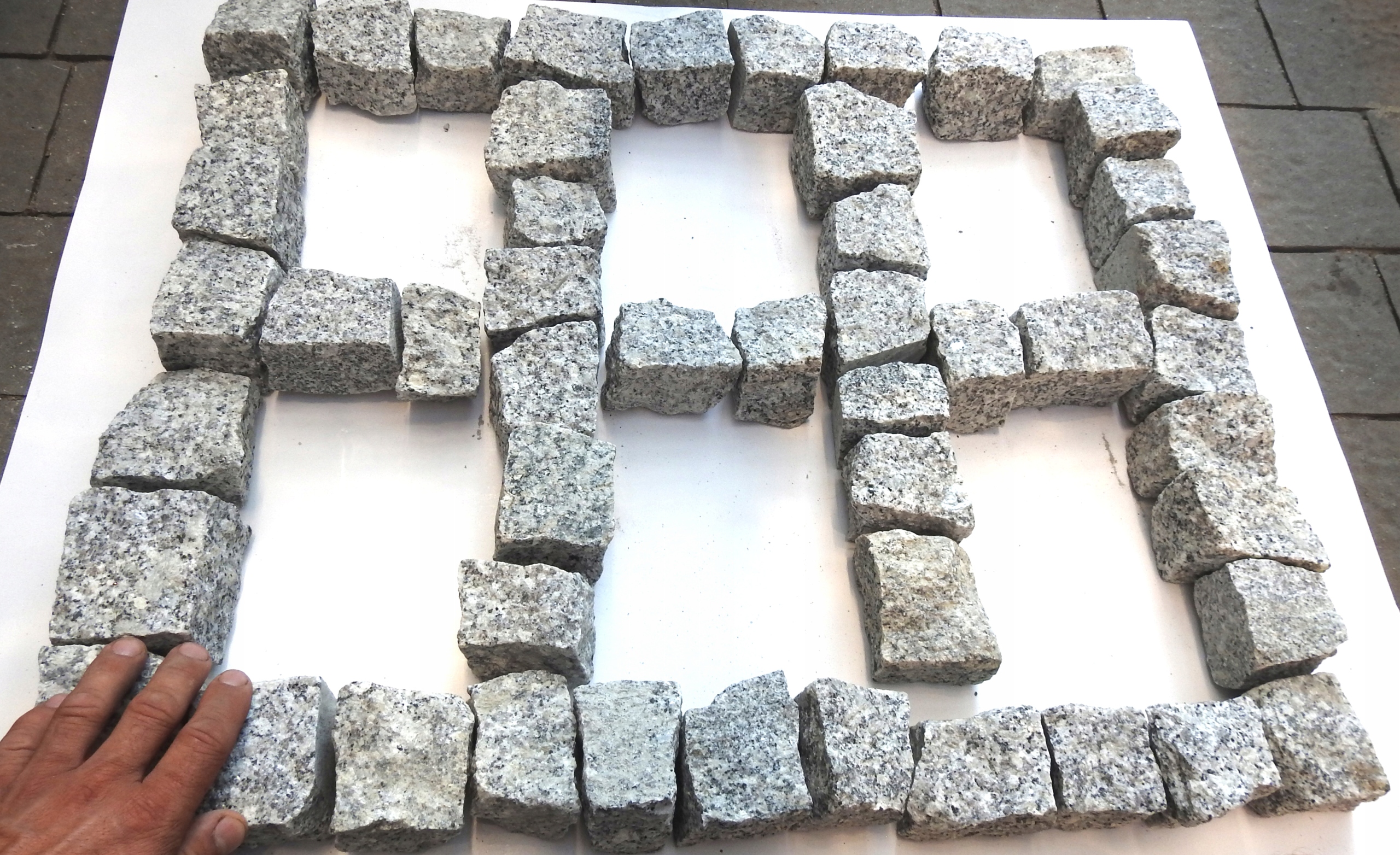 

Kostka Granitowa Brukowa Szara 4/6cm 25kg 50szt