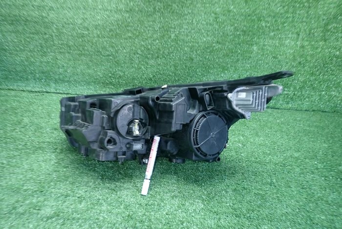 OPEL CROSSLAND X LIFT 21- reflektor right light right