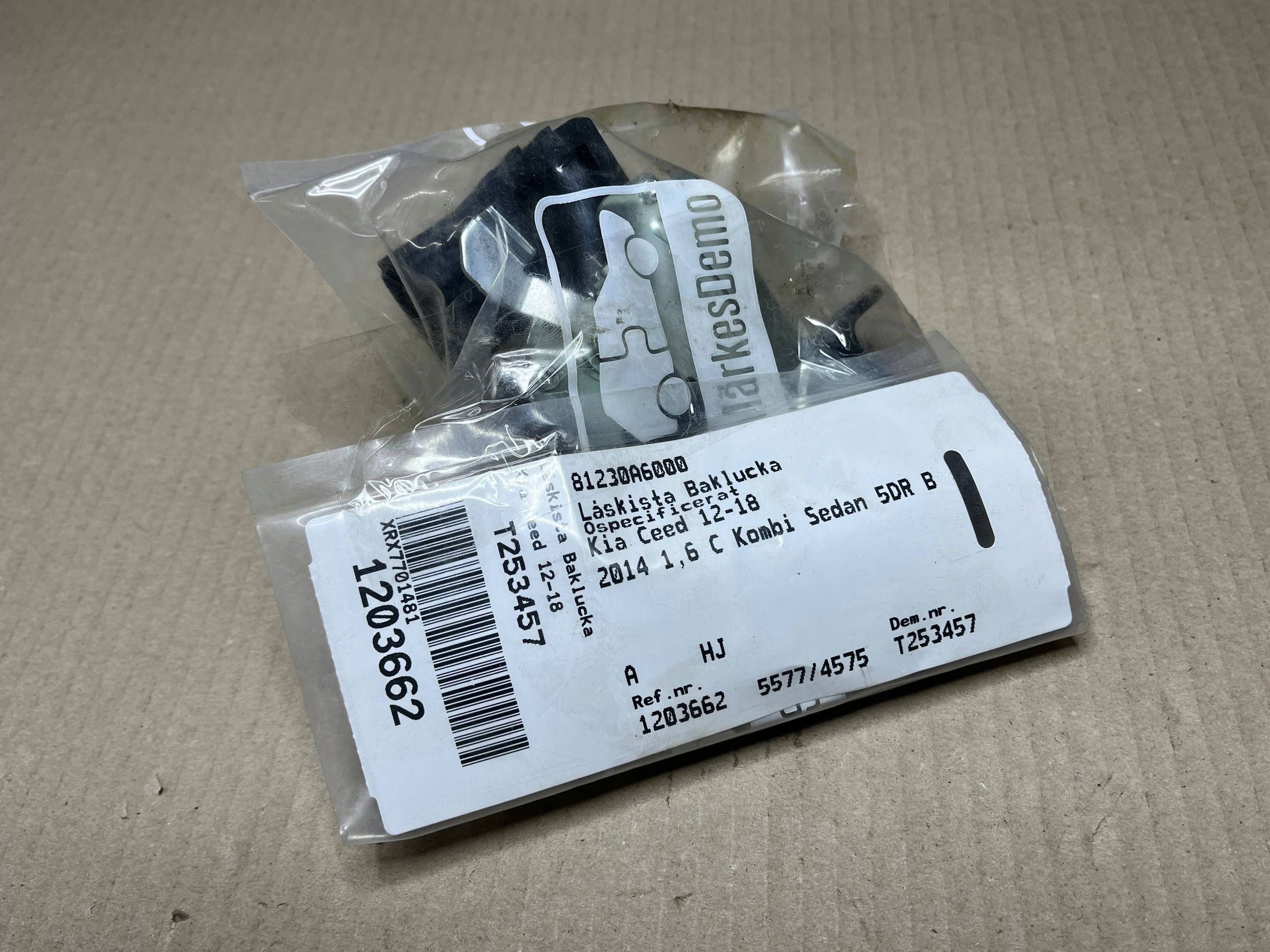 lock bonnet boot KIA Ceed 81230A600