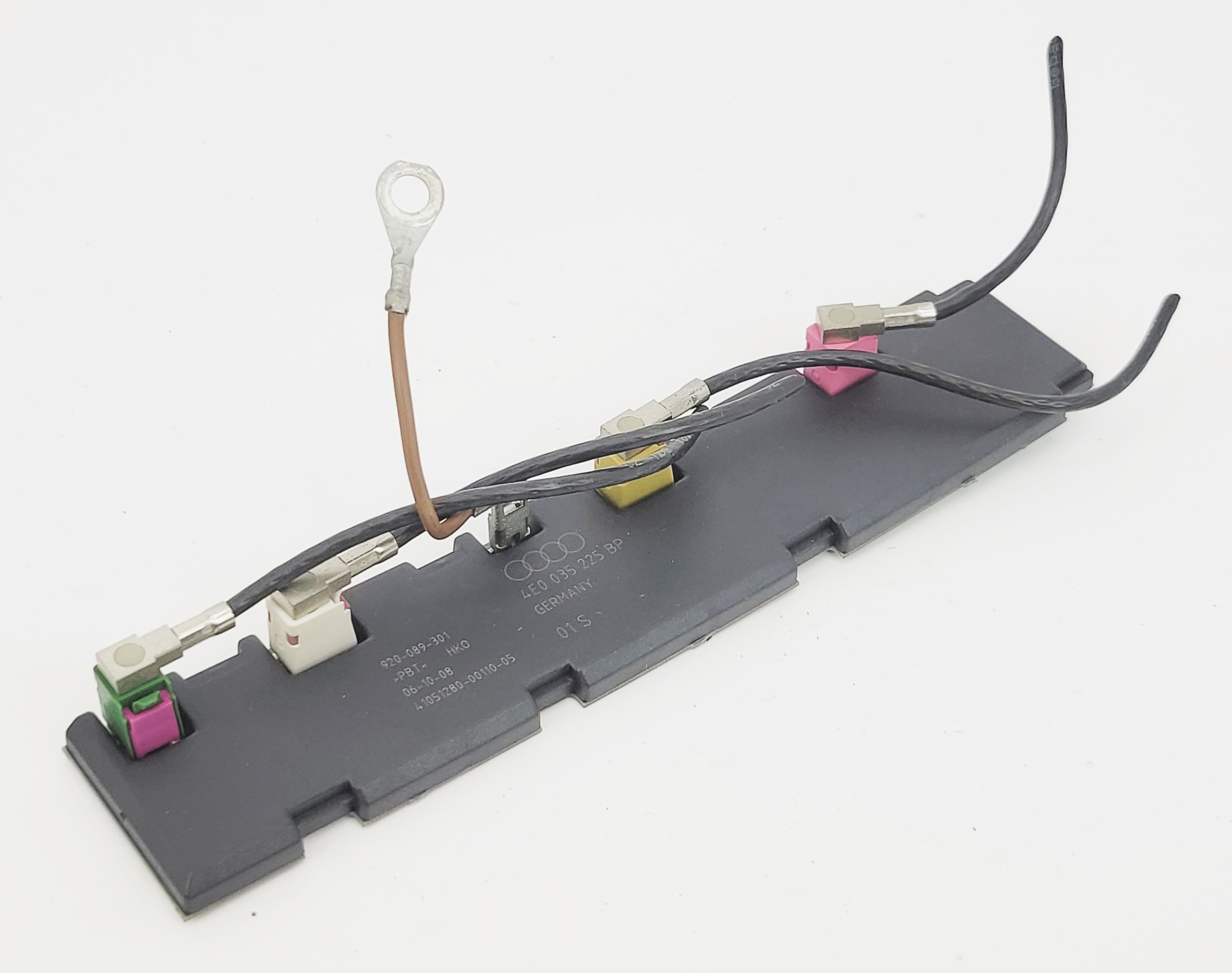 AUDI A8 D3 LIFT ODBIORNIK antenna amplifier 3G+ 4E0035225BP