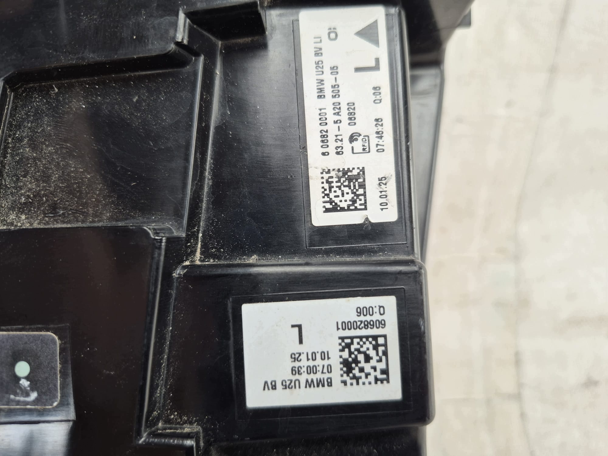 MINI COUNTRYMAN U25 24- light left rear part rear 606820001