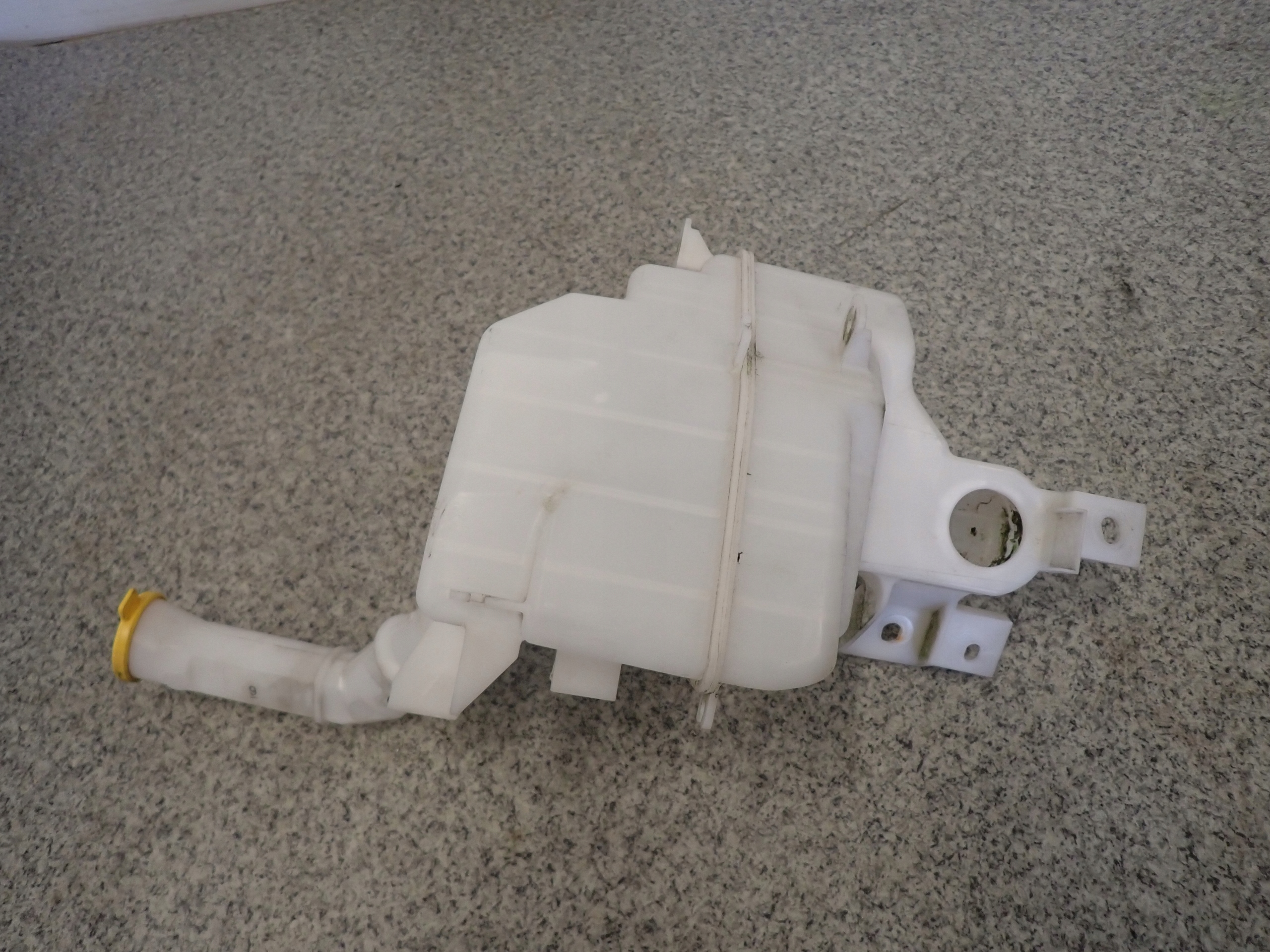 MAZDA3 MAZDA 3 BL 08-13 БАЧОК РОЗПИЛЮВАЧА