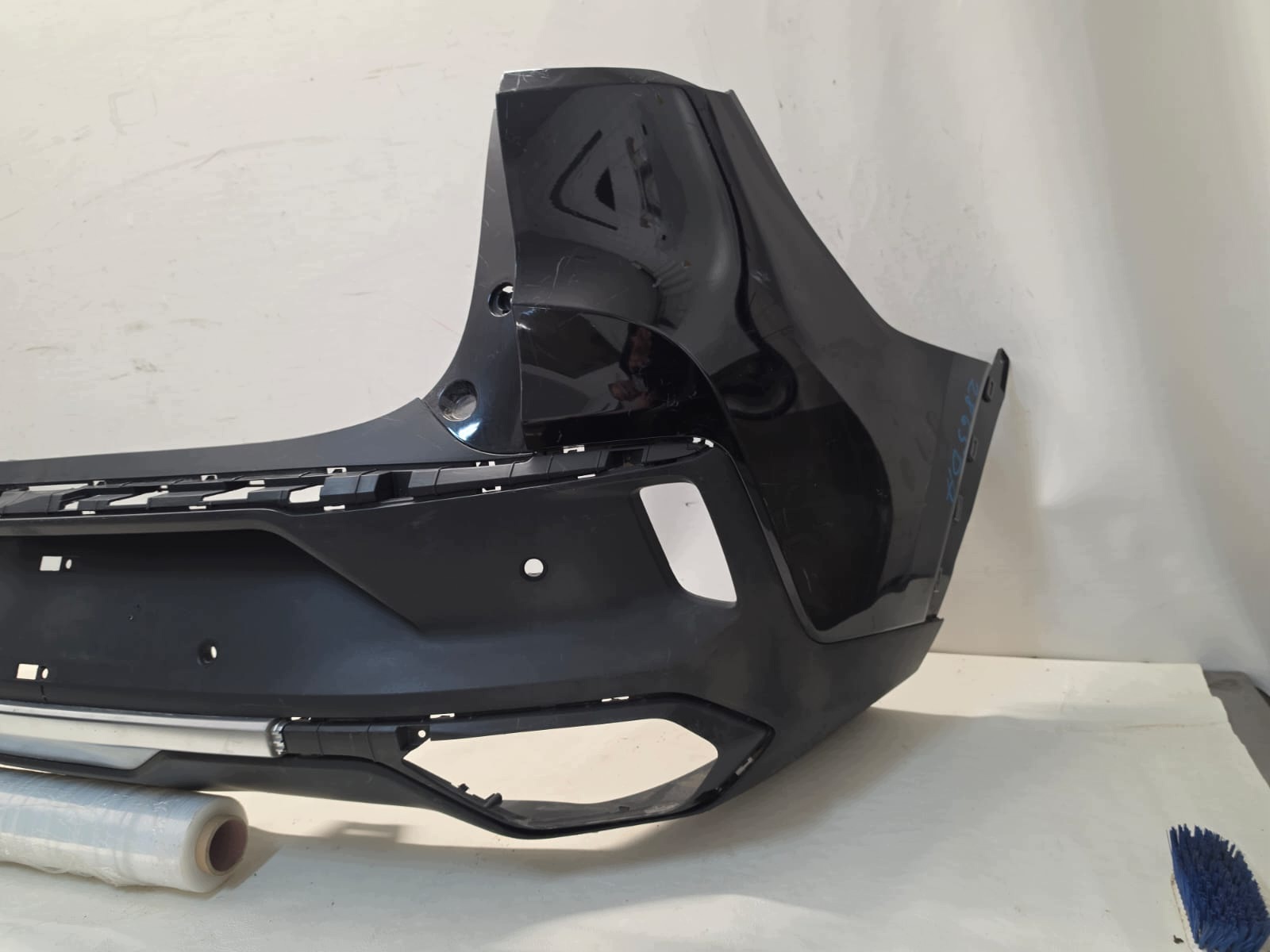 MAXUS EUNIQ 6 VI 19- Pare choc Arrière Arrière PDC P02165
