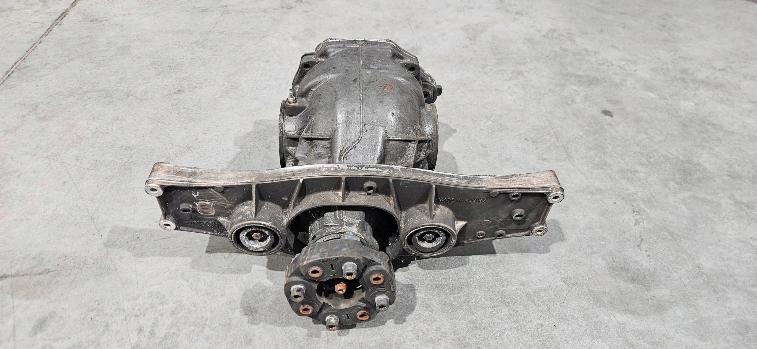 differential diff rear part MERCEDES S 65 66 AMG COUPE A2213511705 original