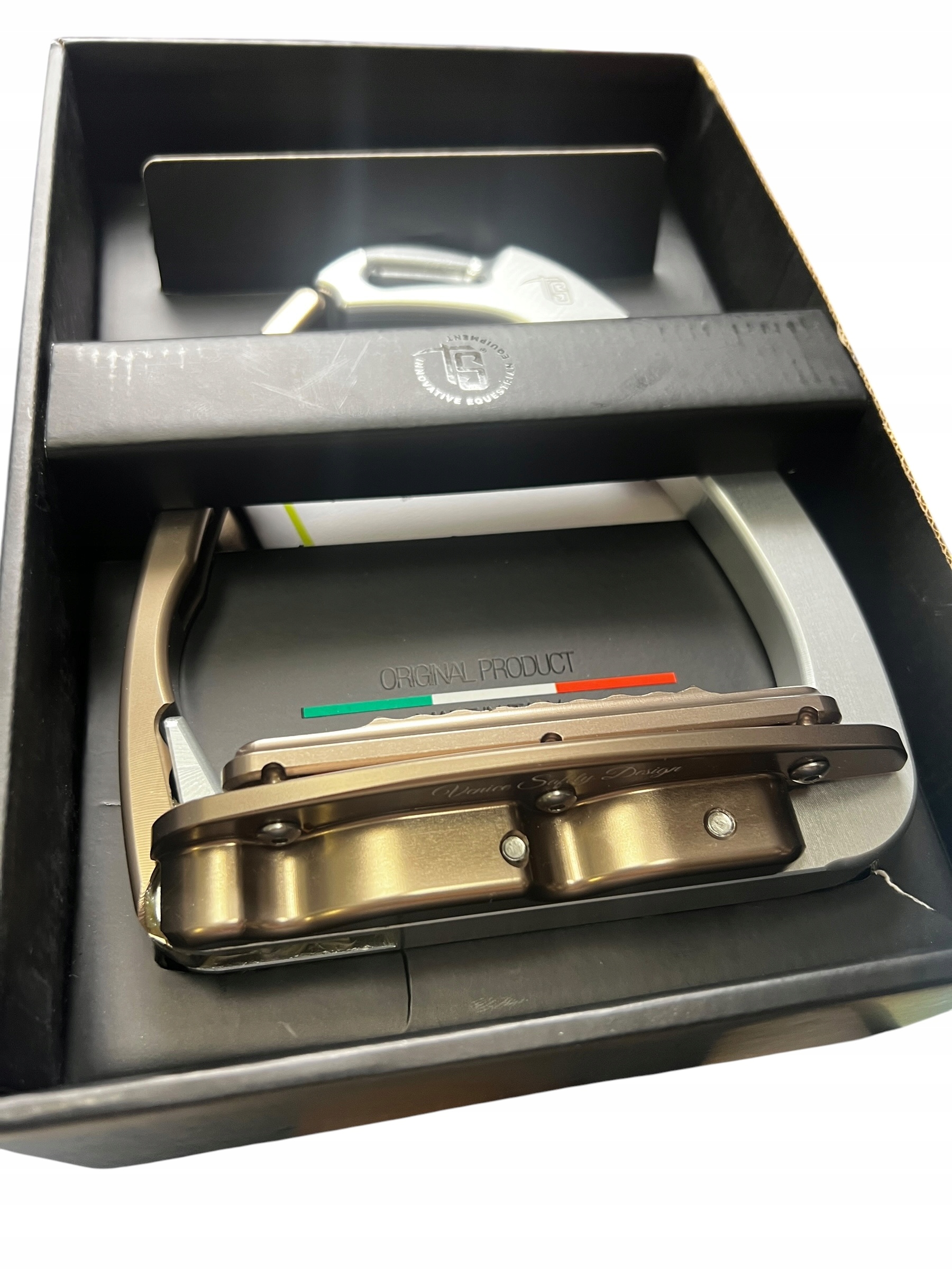 Ekskluzywne Strzemiona Tech Stirrups Venice Dressage Plus – Brązowe
