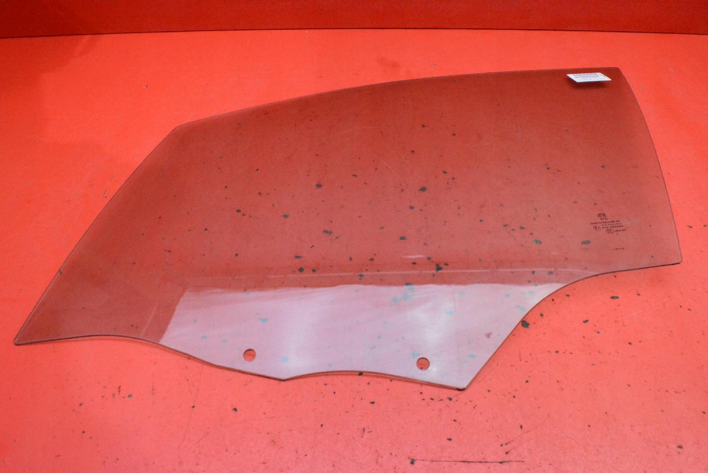 window side left front front PEUGEOT 208 1 and 5D HB LIFT 15-19