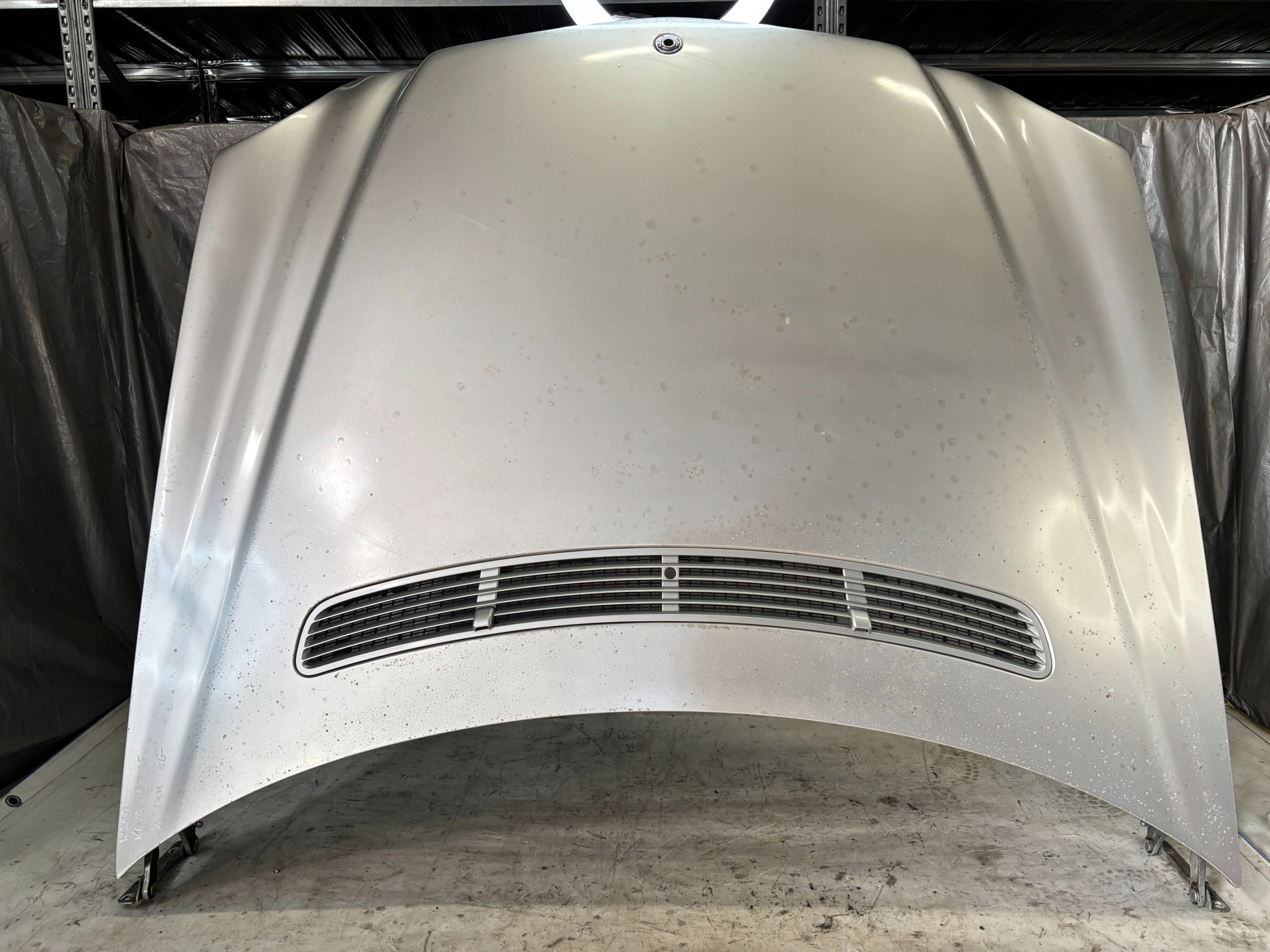 Cofano Mercedes W211 k: 744