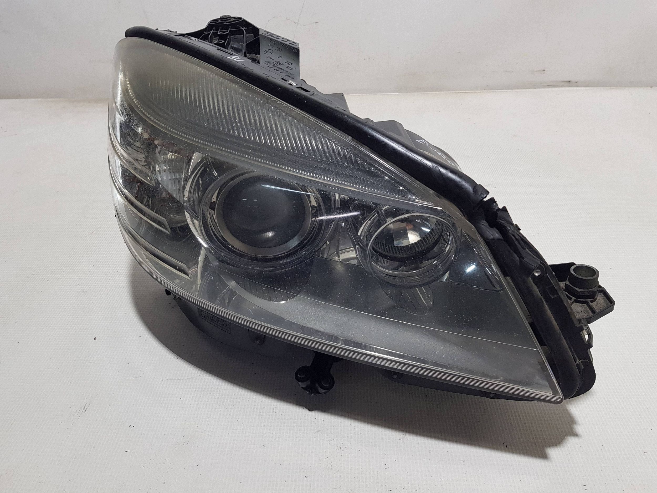light XENON front right Mercedes C W204 A2048203059 EU EUROPA