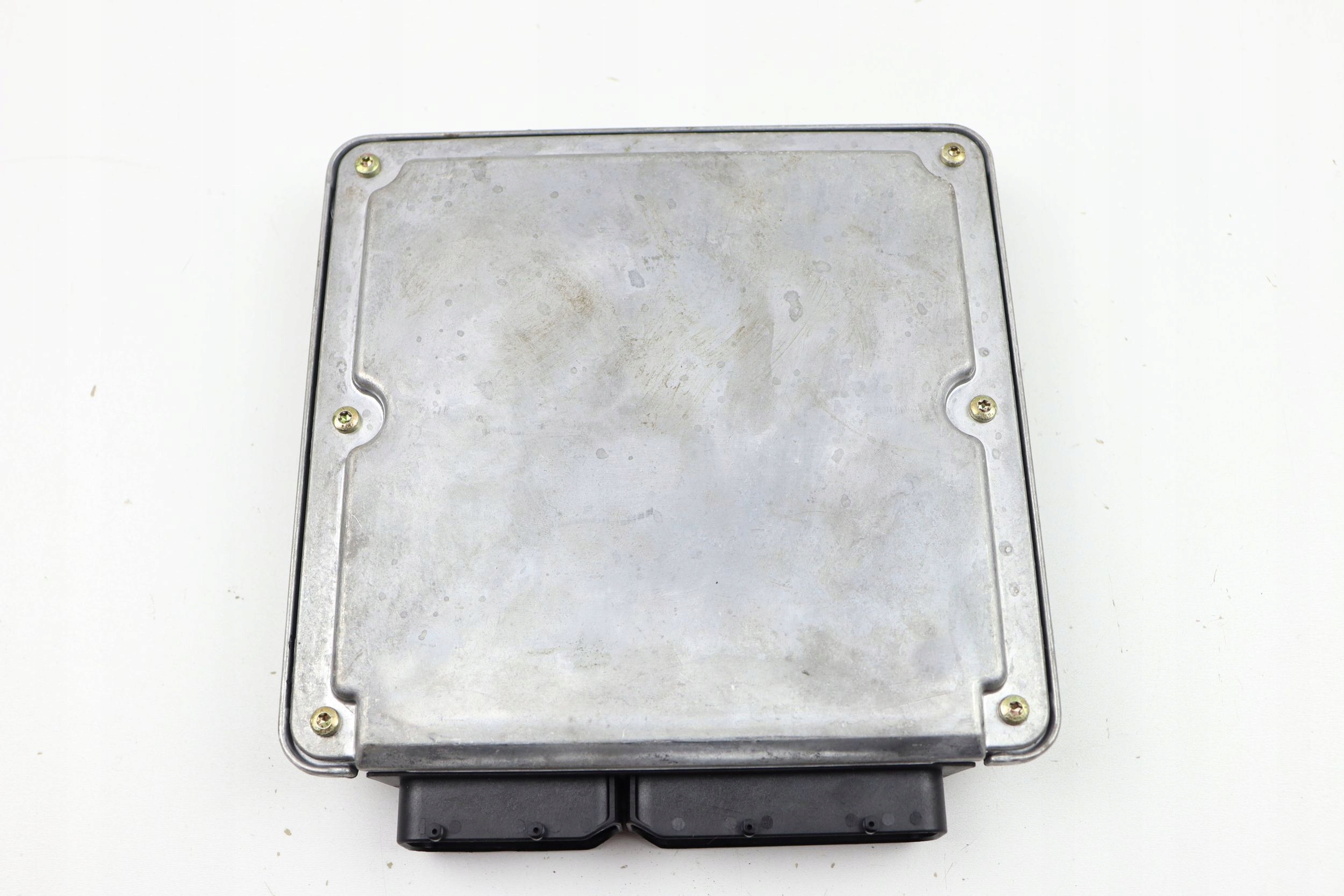 VW PASSAT B5 computer control unit of the engine 1.9 TDI 038906019BJ 0281010176