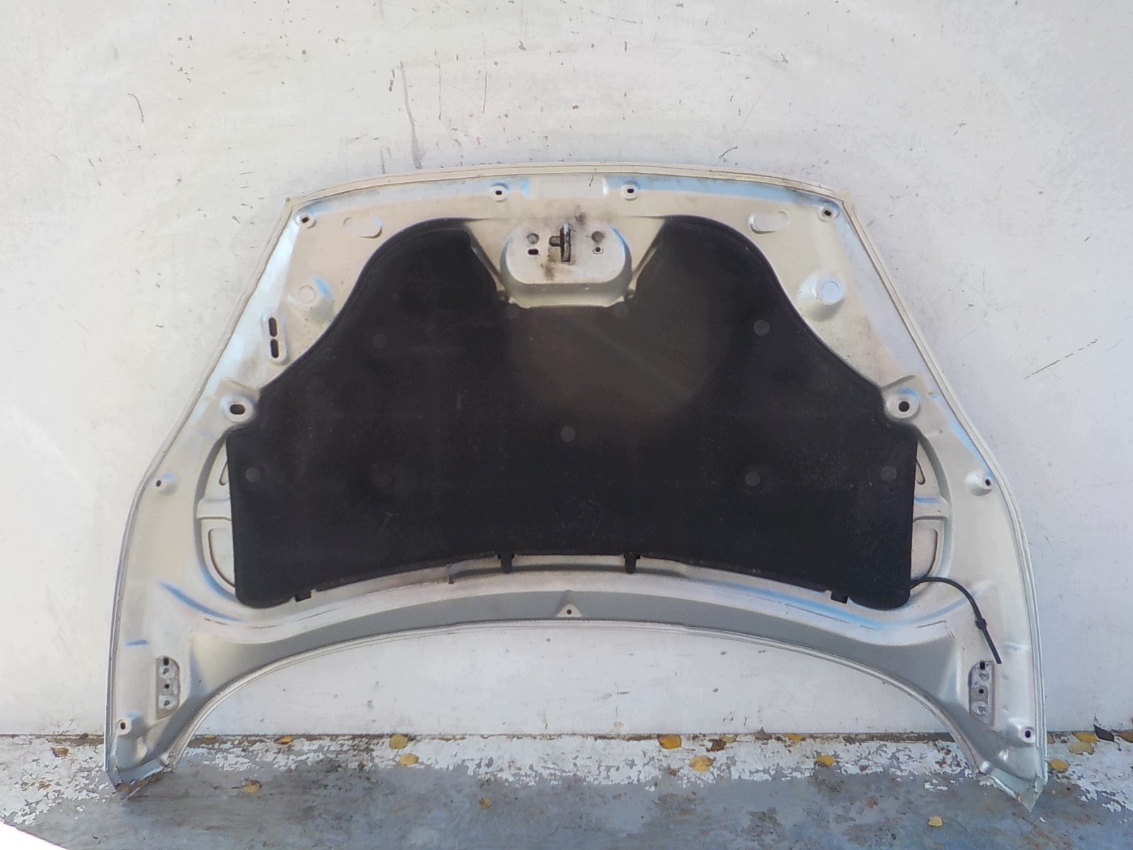 9 FORD FIESTA MK7 LIFT bonnet