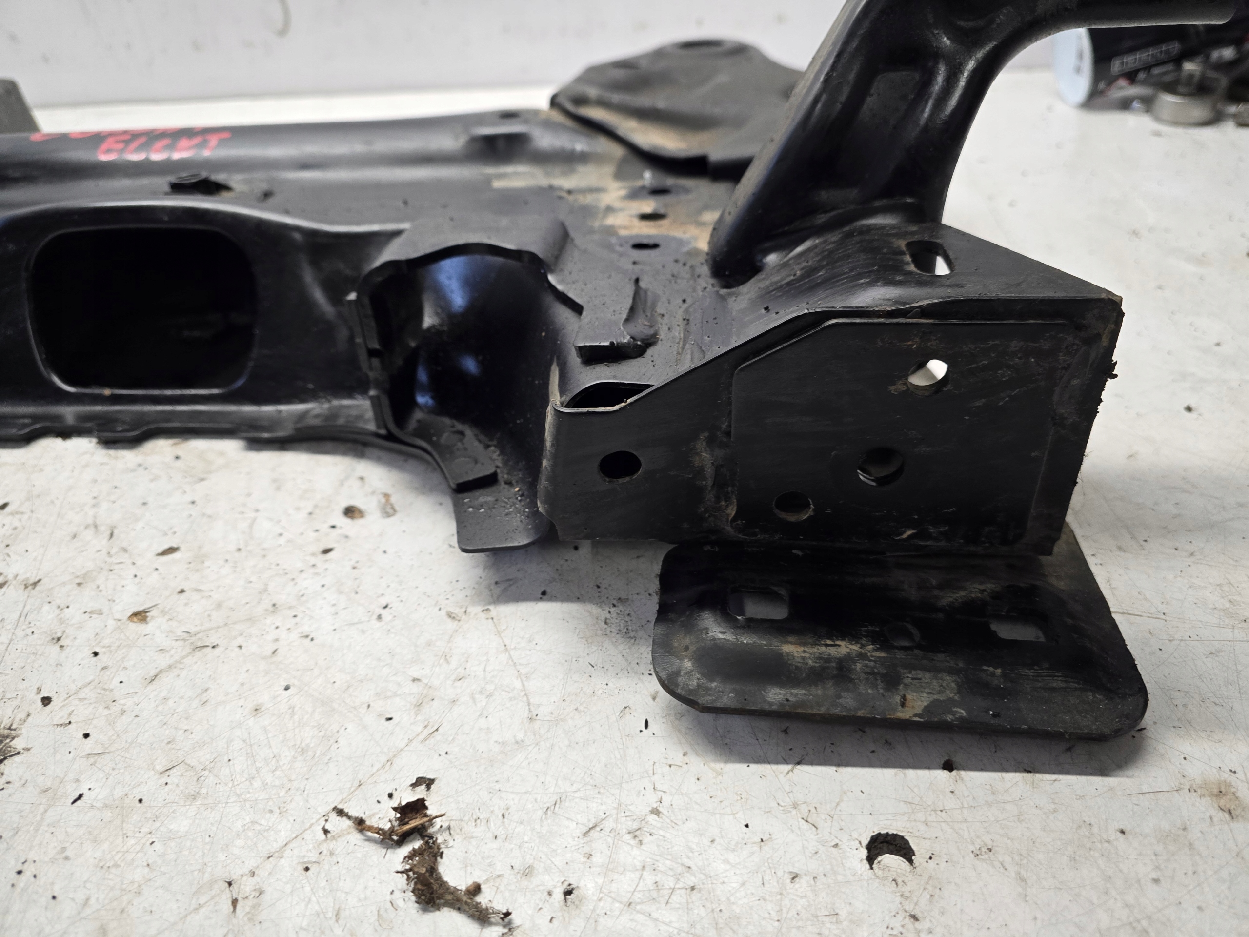 OPEL CORSA-E F ELEKTRYK MOKKA-E E-208 axle beam subframe TRAWERS front