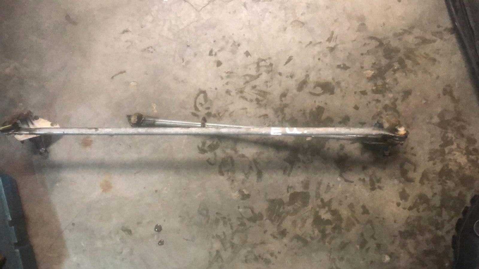 Nissan Navara D22 2.5 Di механизм стеклоочистителя