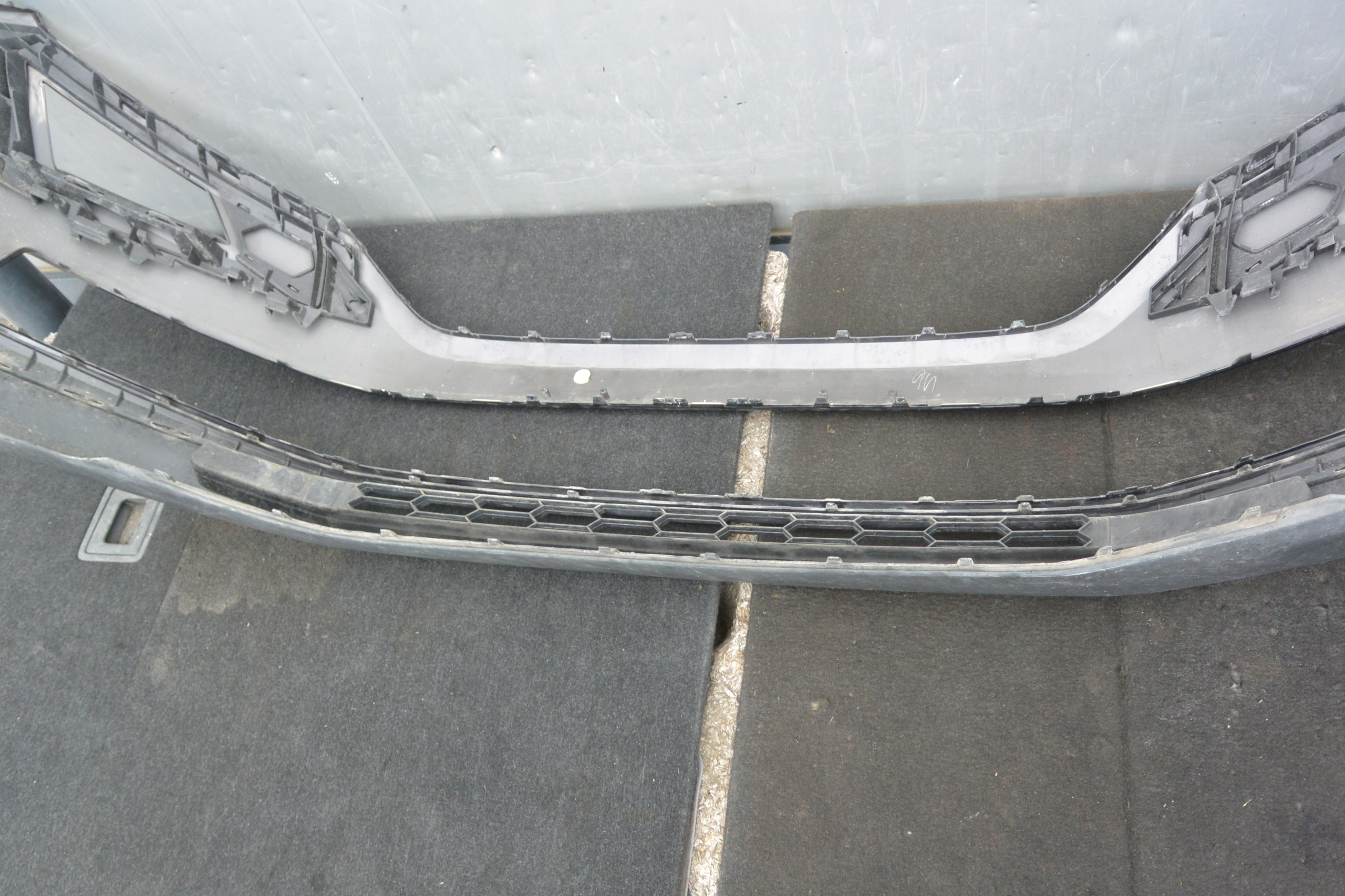 SKODA KODIAQ bumper front front 9910 LF9R 2016- 2017- original