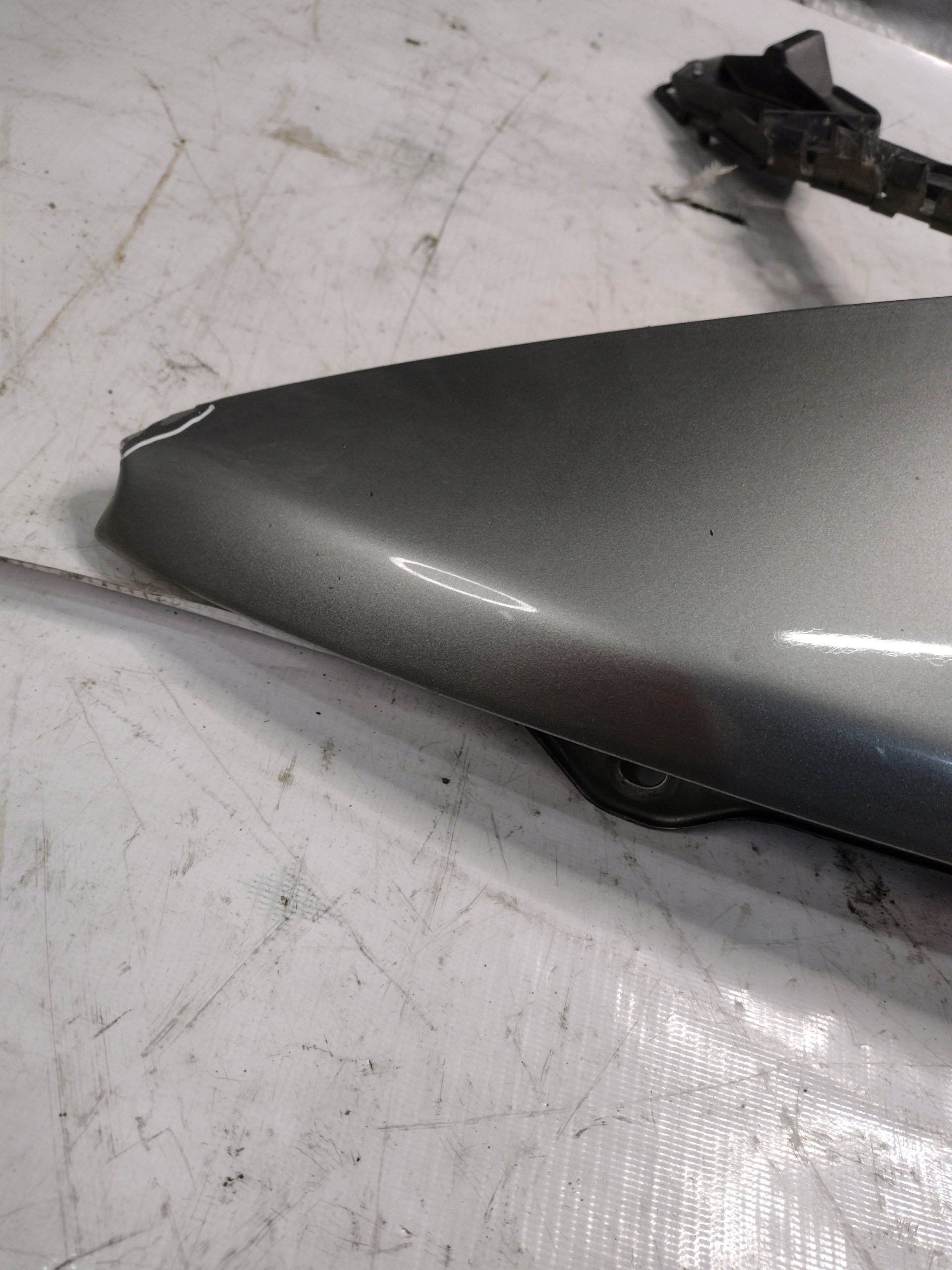 fender right front Alfa Romeo 159 k: 651