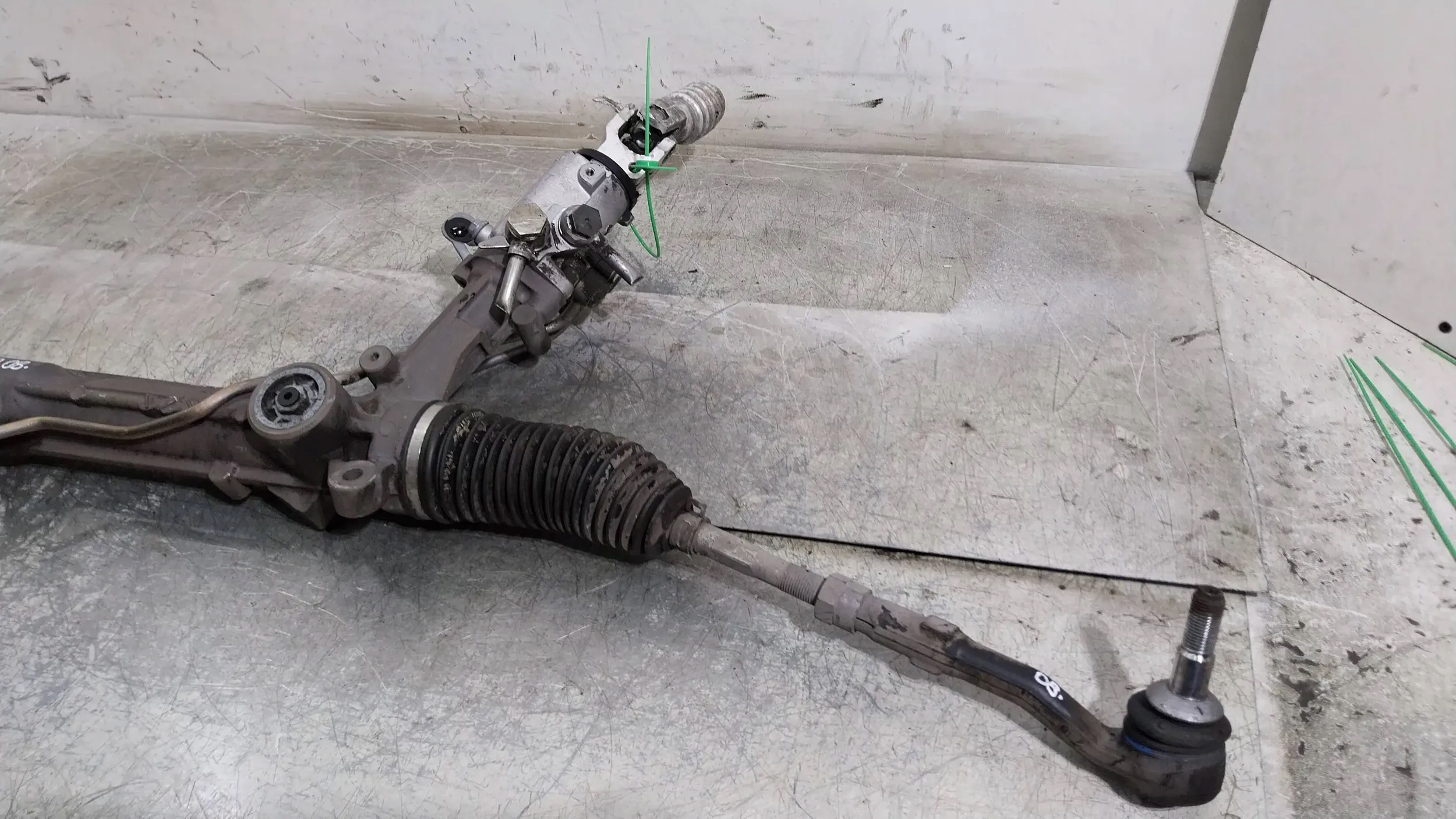 drag rod servo steering control 6777475 BMW 5 E60 E61 6 E63 E64