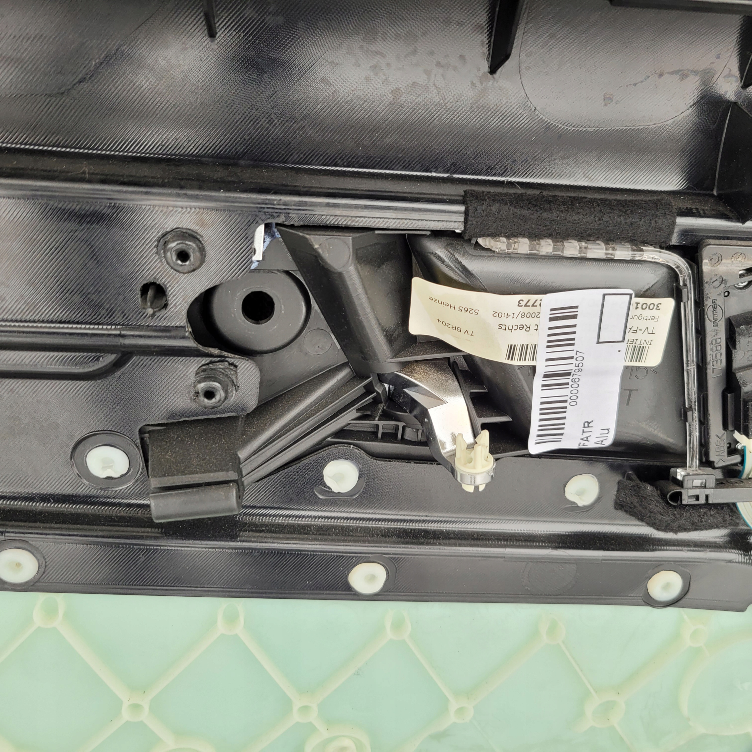 MERCEDES W204 upholstery side door front front right handle EUROPA