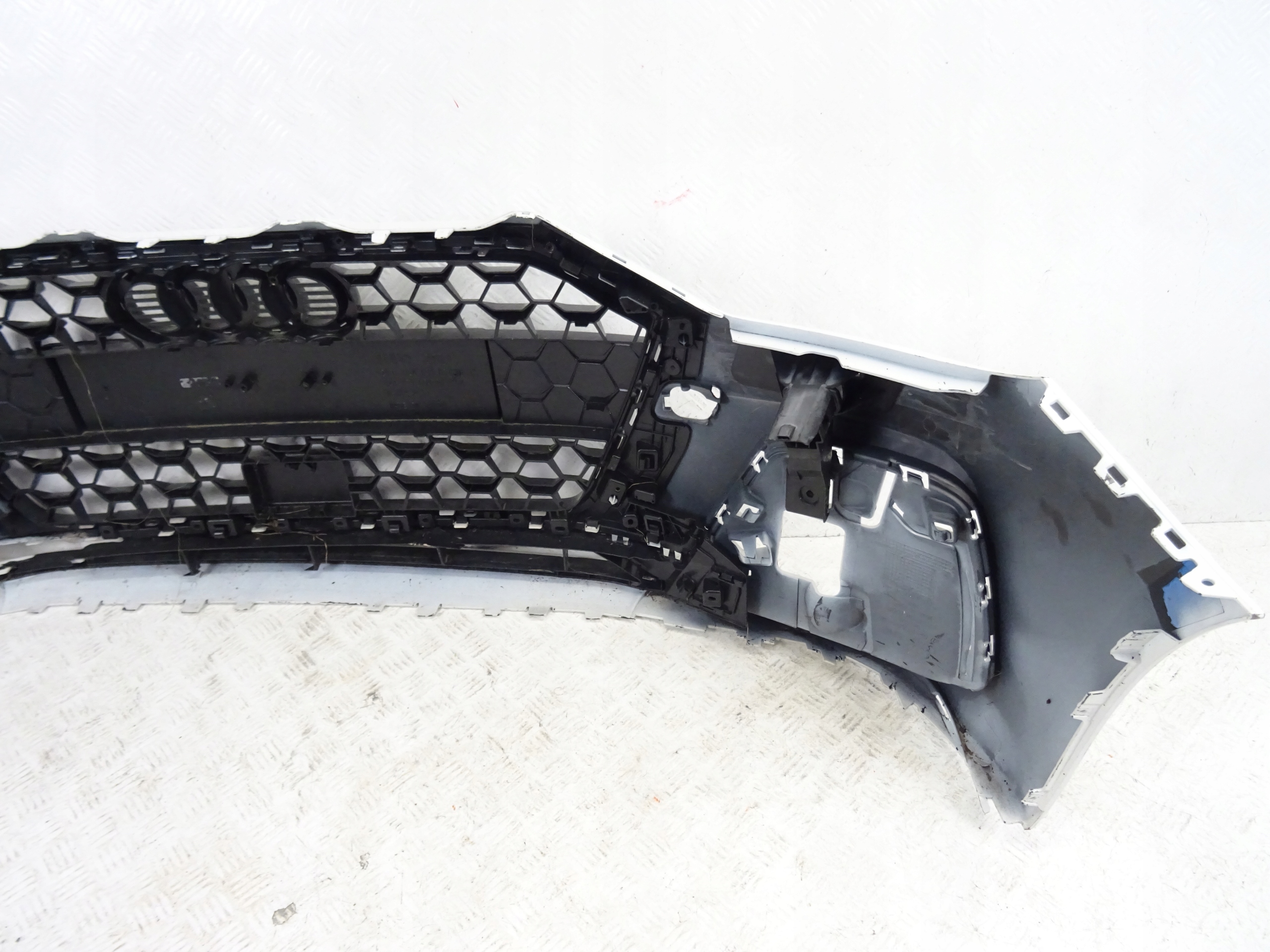 AUDI A1 2 II 82A S-LINE bumper front front