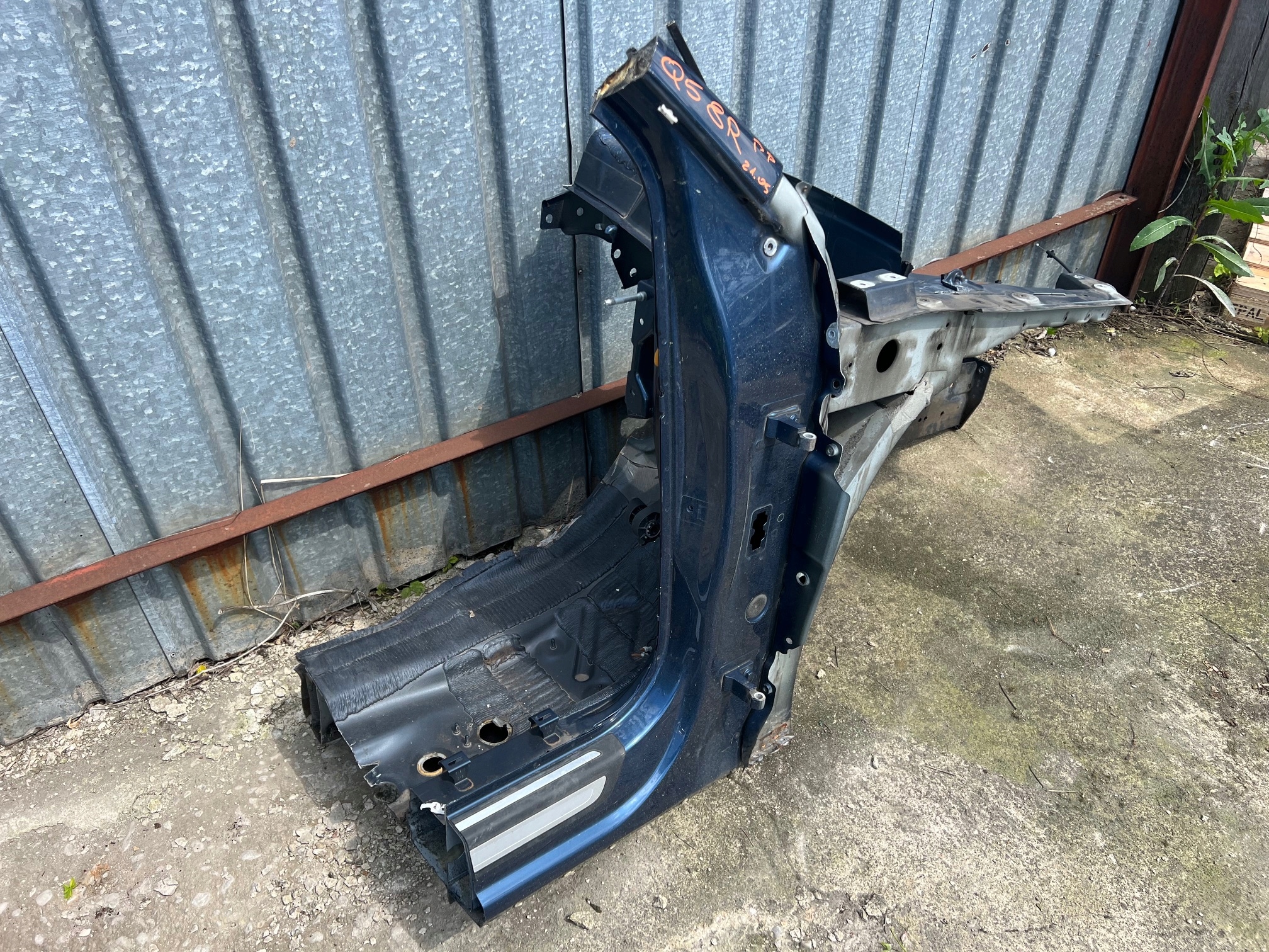AUDI Q5 8R quarter threshold quarter pillar right front FARTUCH
