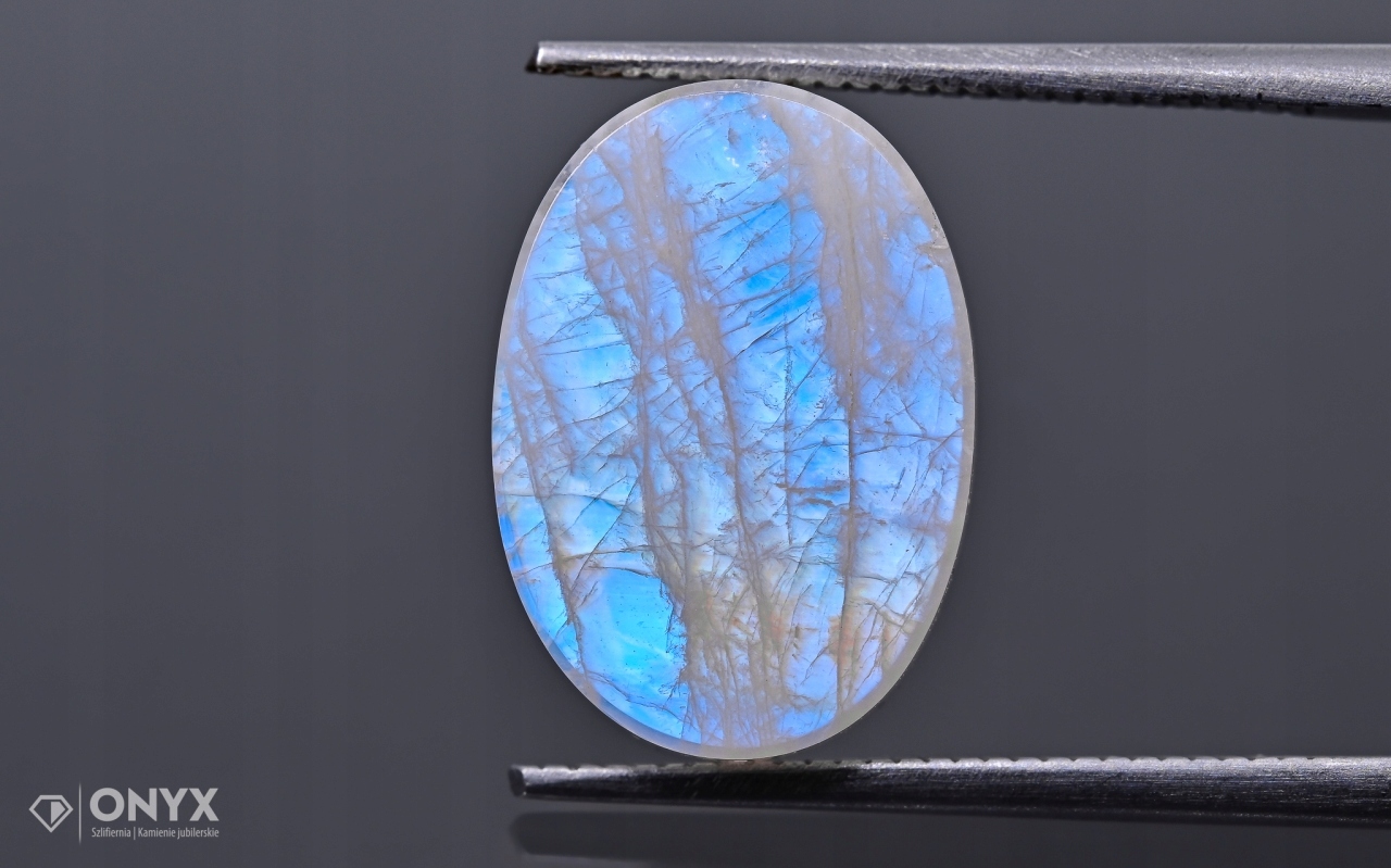 Měsíční kámen mělký ovál 14x10 mm