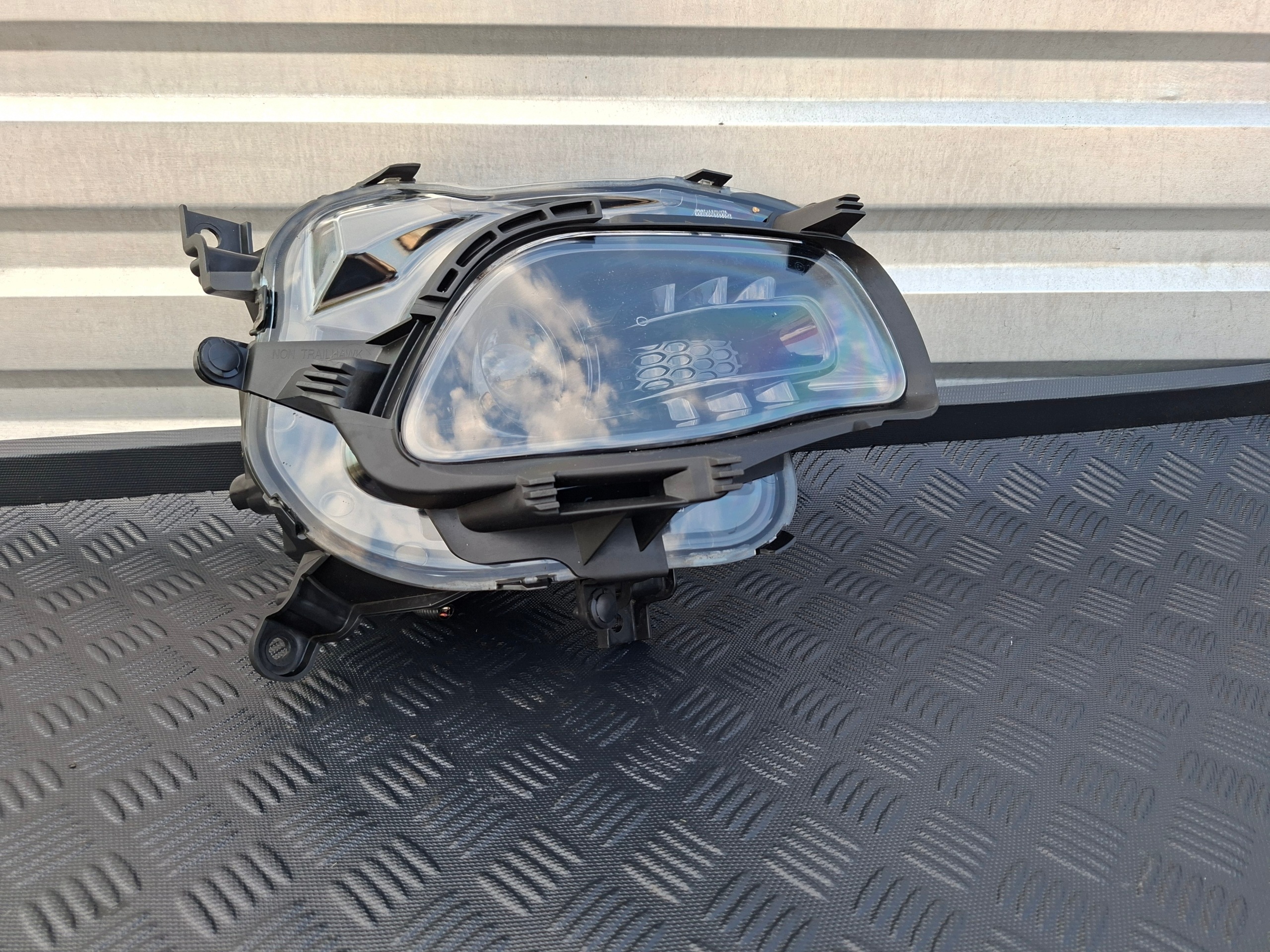 light front right front right XENON KOMPL UK ANGLIK JEEP CHEROKEE V KL