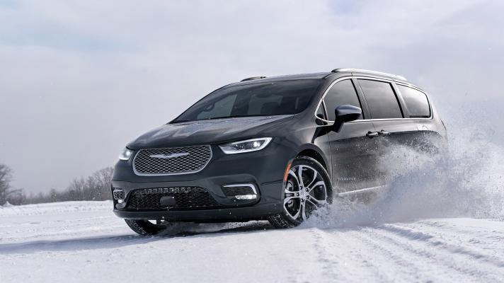 ZDERZAK NOWY PRZÓD CHRYSLER PACIFICA 2021 ORYGINAŁ Producent części OEM