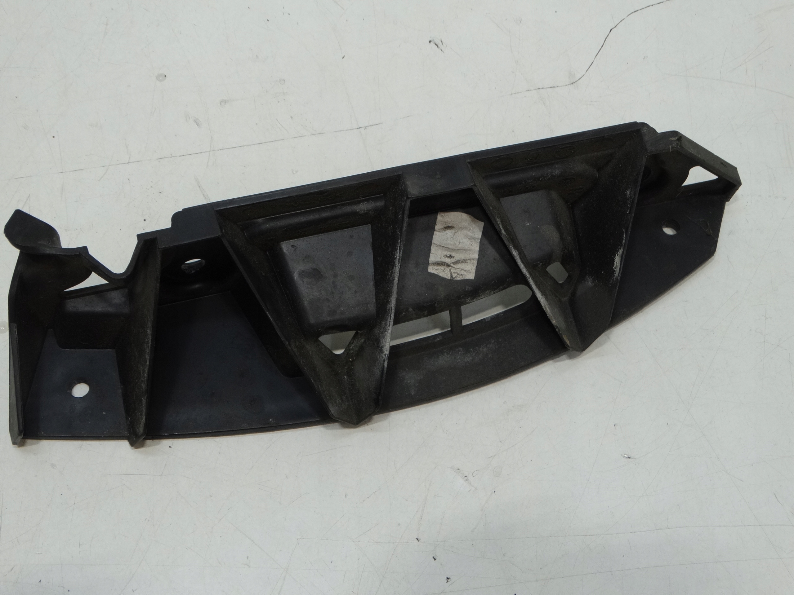 bumper bracket left rear part SKODA OCTAVIA II 1Z9807393