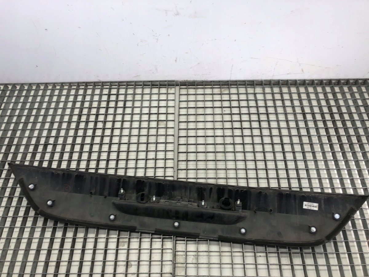 LISTWA KLAPY TYŁ VOLVO V40 Hatchback 31301301 714 OSŁONA Numer katalogowy części LORK-1561-111861 31301301