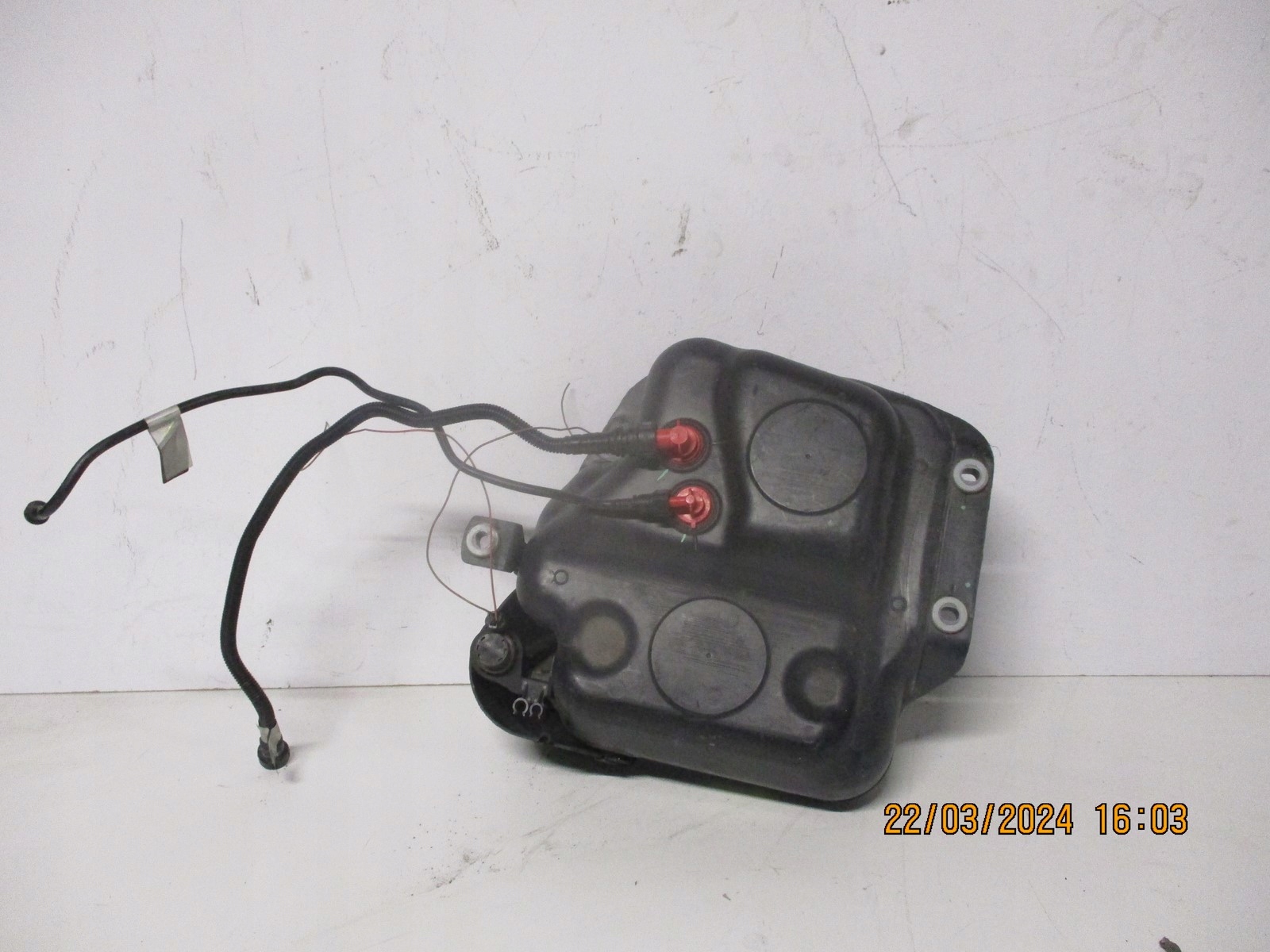 BEHÄLTER ADBLUE AUDI A4 8K0 8K0131878