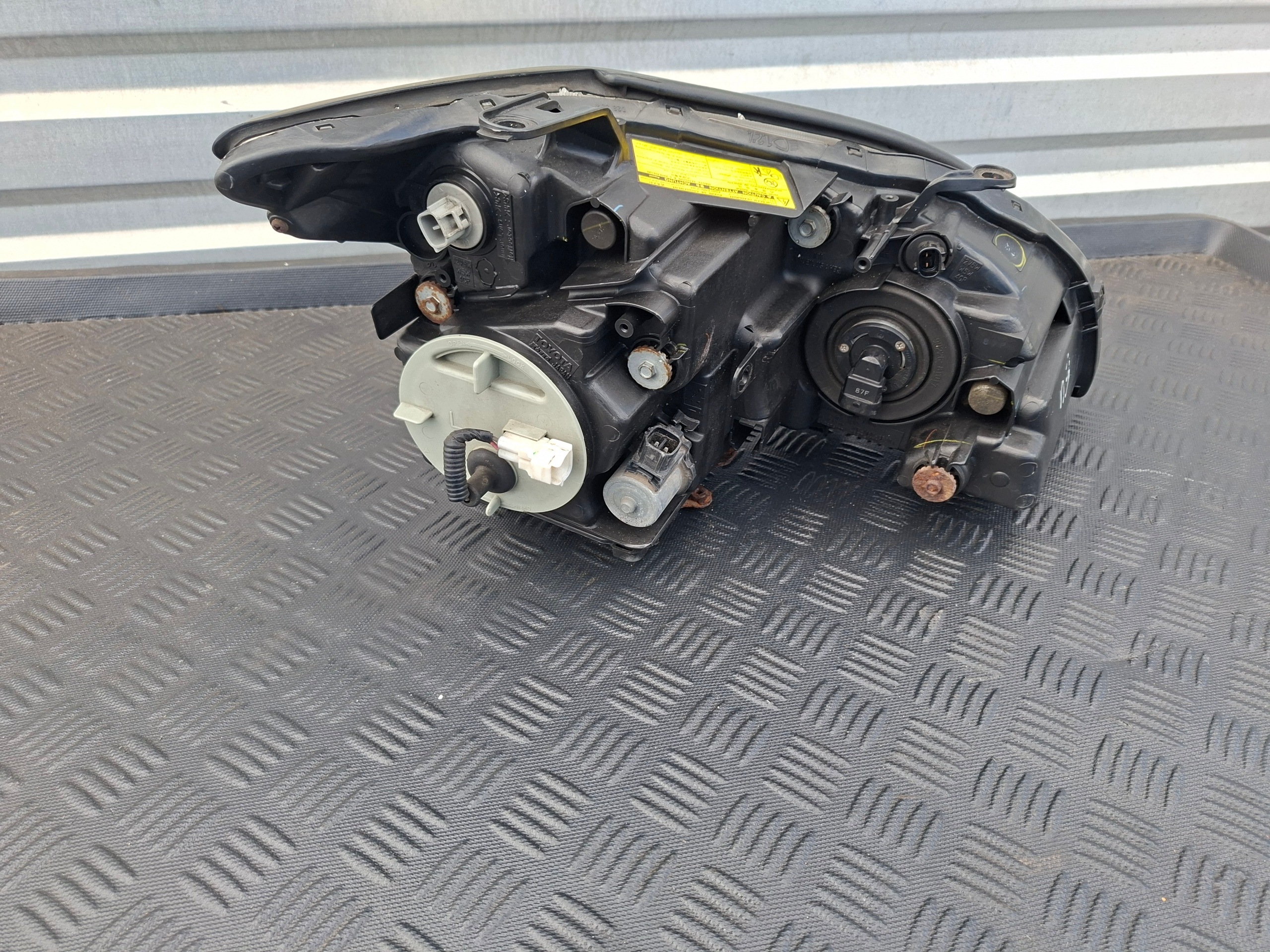 light front left front left XENON EUROPA LEXUS RX II RX400 RX300