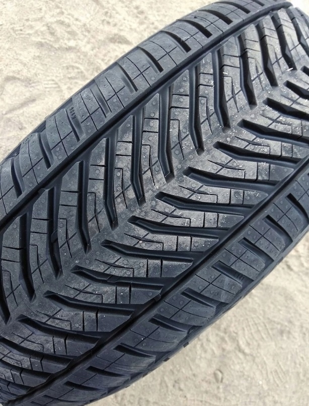 215/55 R16 NOWE opony wielosezonowe grupa Michelin XL EAN (GTIN) 5023543126704