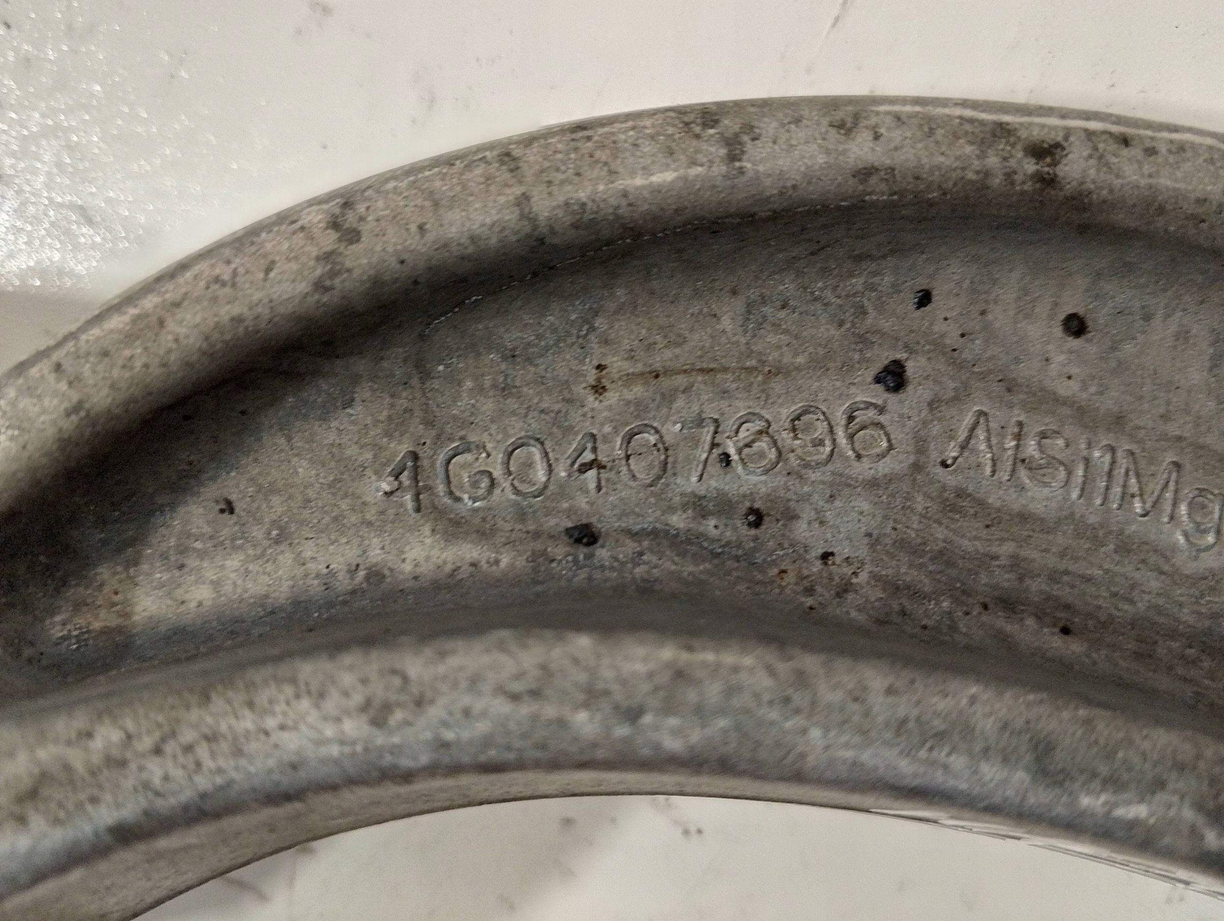 Porsche Macan (95B) Audi A6 C7 arm front right 4G0407696 (Q516)