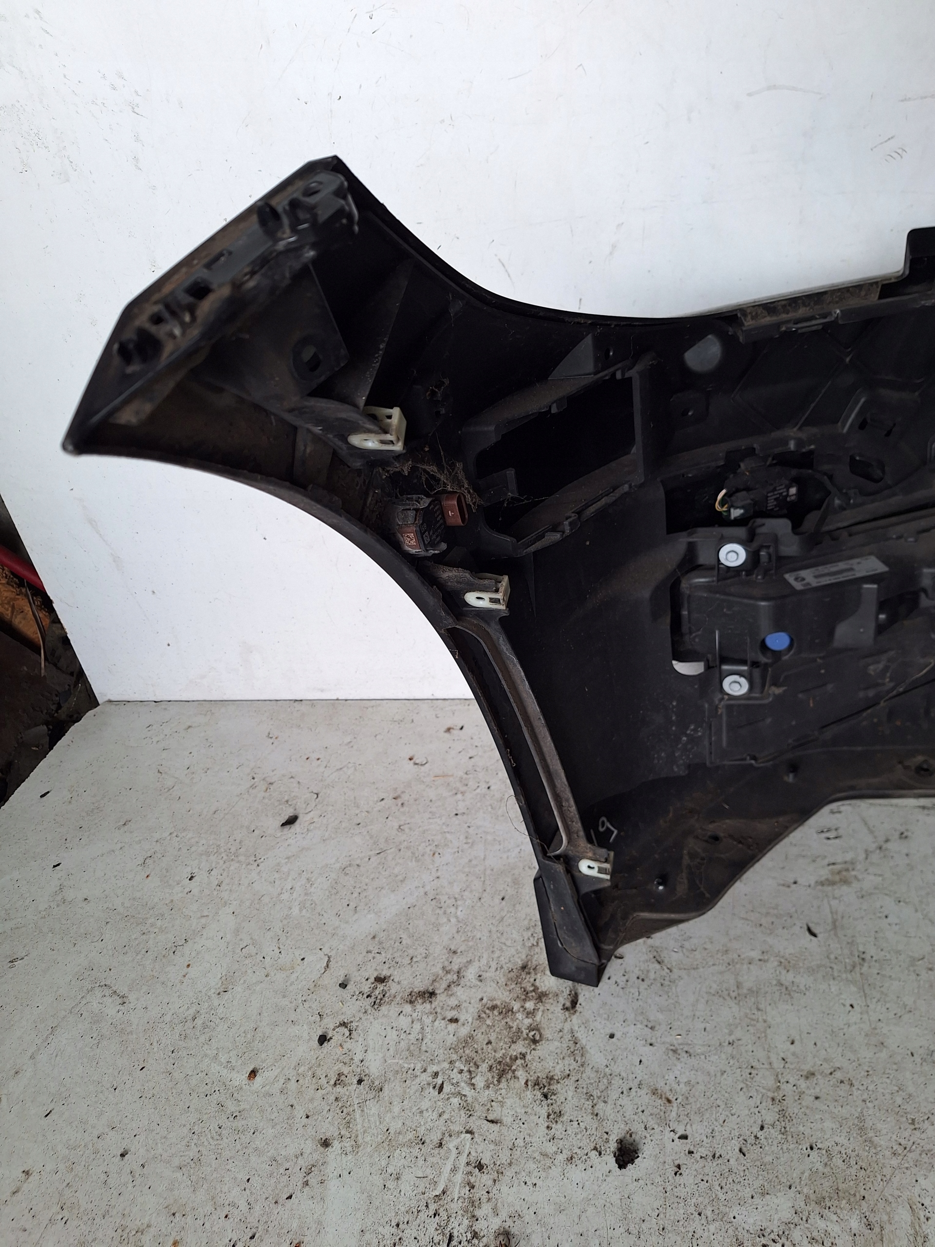 BMW 3 G20 19-22 bumper m-packet +LED + 6 X PDC