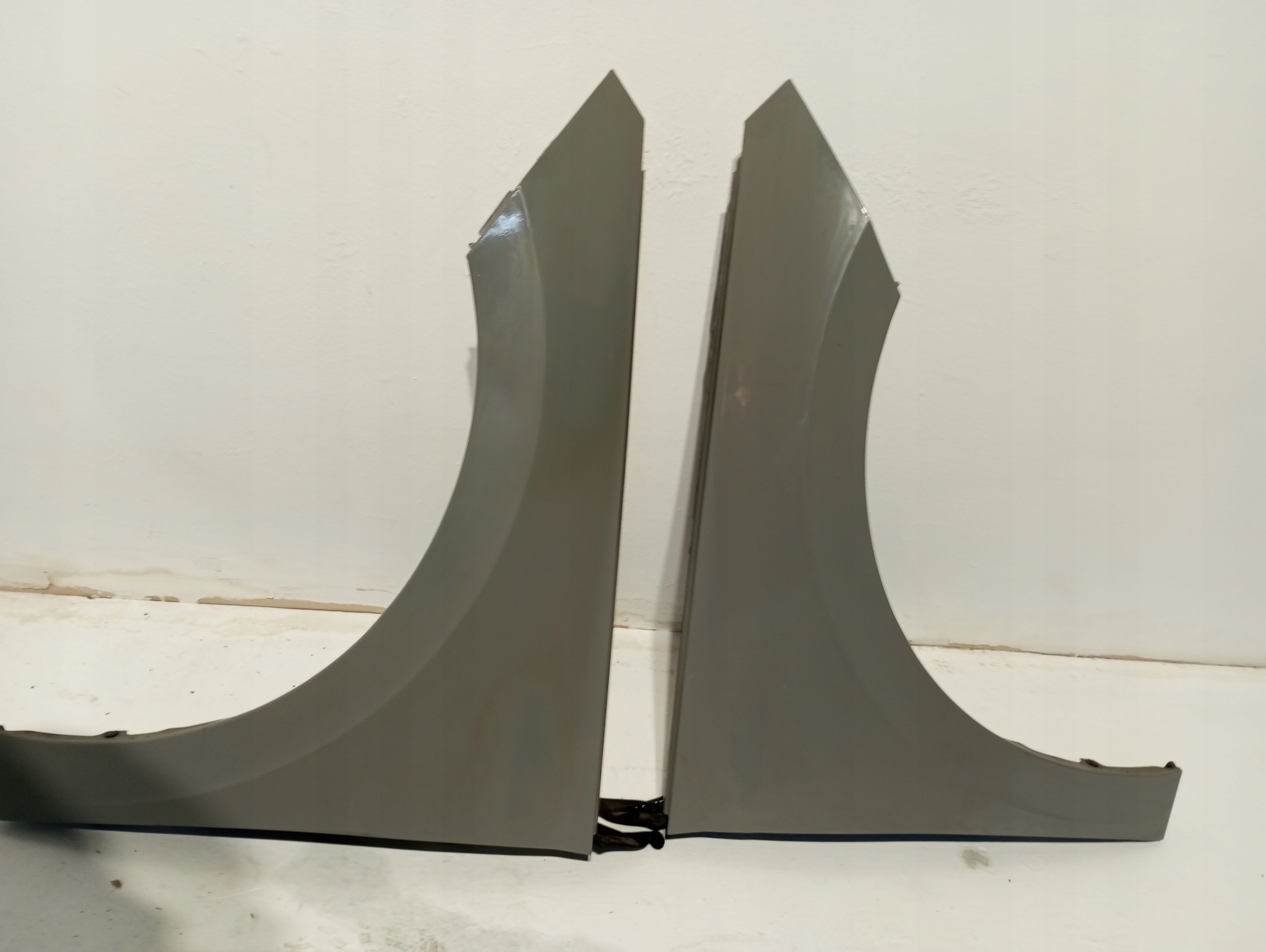 fender Skoda KAMIQ left