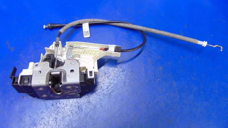 lock door left front 4 PINY EUROPA MERCEDES SPRINTER A910 A907 18-25R