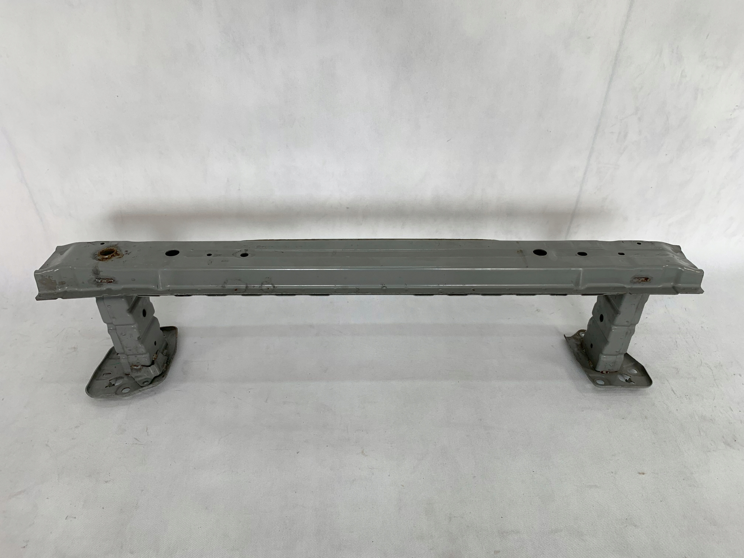 sider bumper front Nissan NV200 09r 2009 04.25