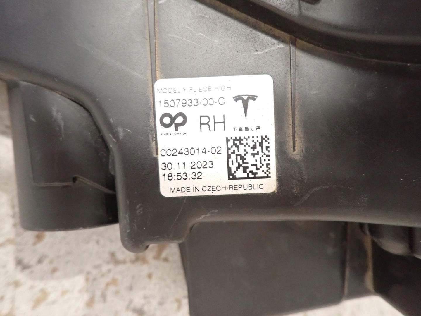 Nebelscheinwerfer rechts TESLA 3 2017- 1507933-00-C