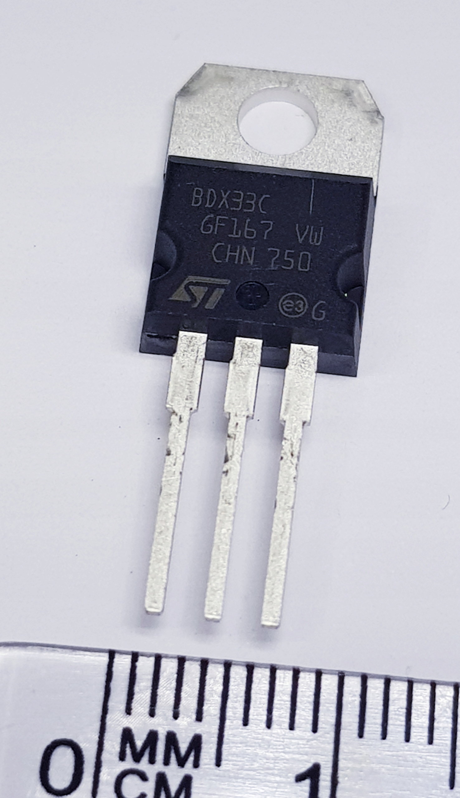 Tranzystor BDX33C Npn Darlington STMicroelectronics Bdx 33