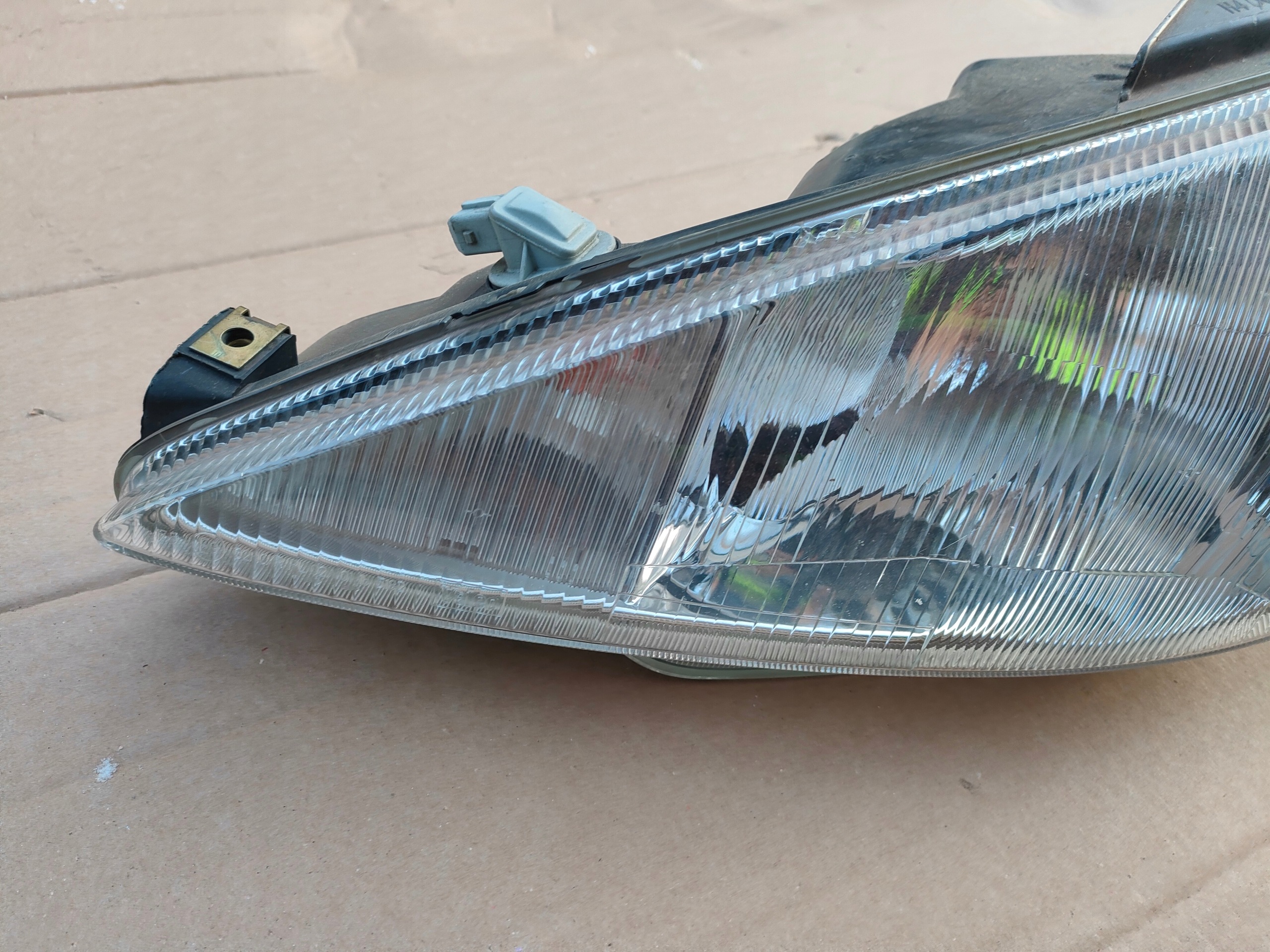 REFLEKTOR left PEUGEOT 206 9640559580 light front front