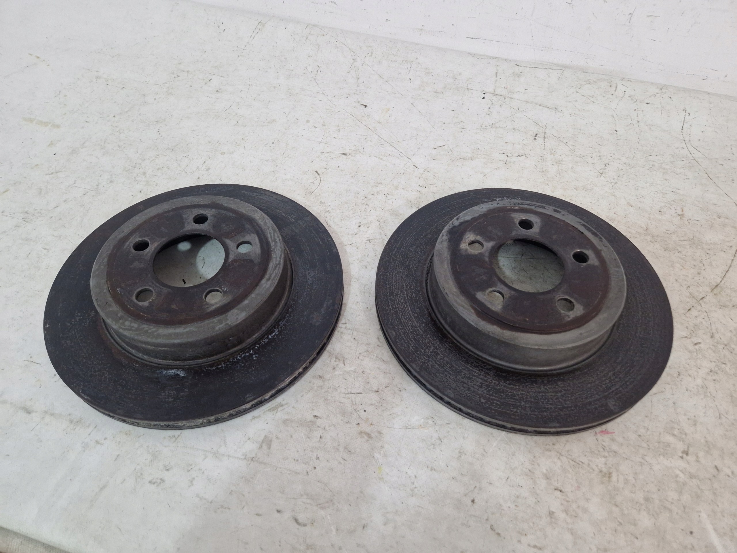 DODGE CHARGER 15- CHALLENGER 3.6 5.7 discs brake rear part