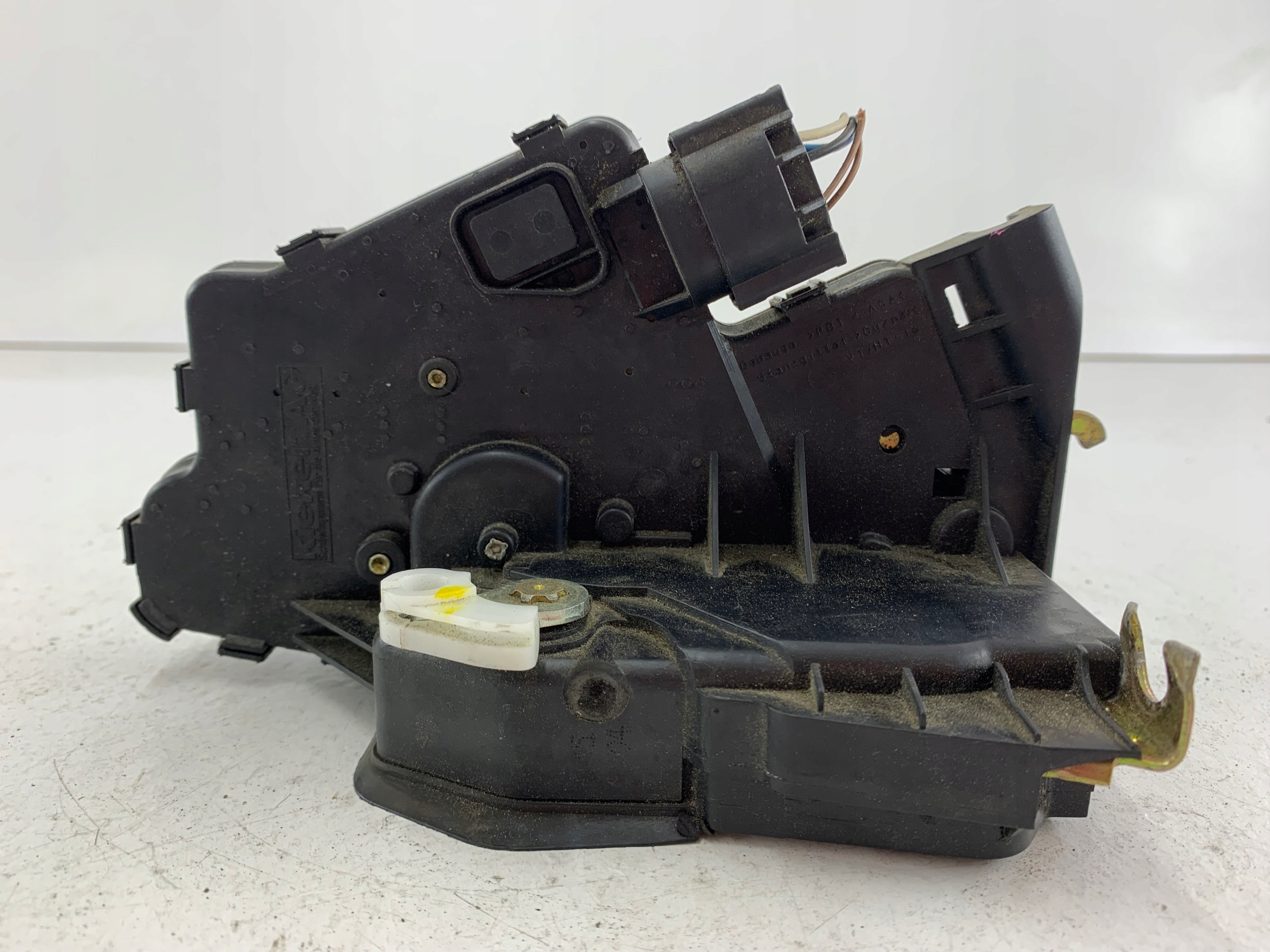 BMW E46 lock door right rear part 246HTR
