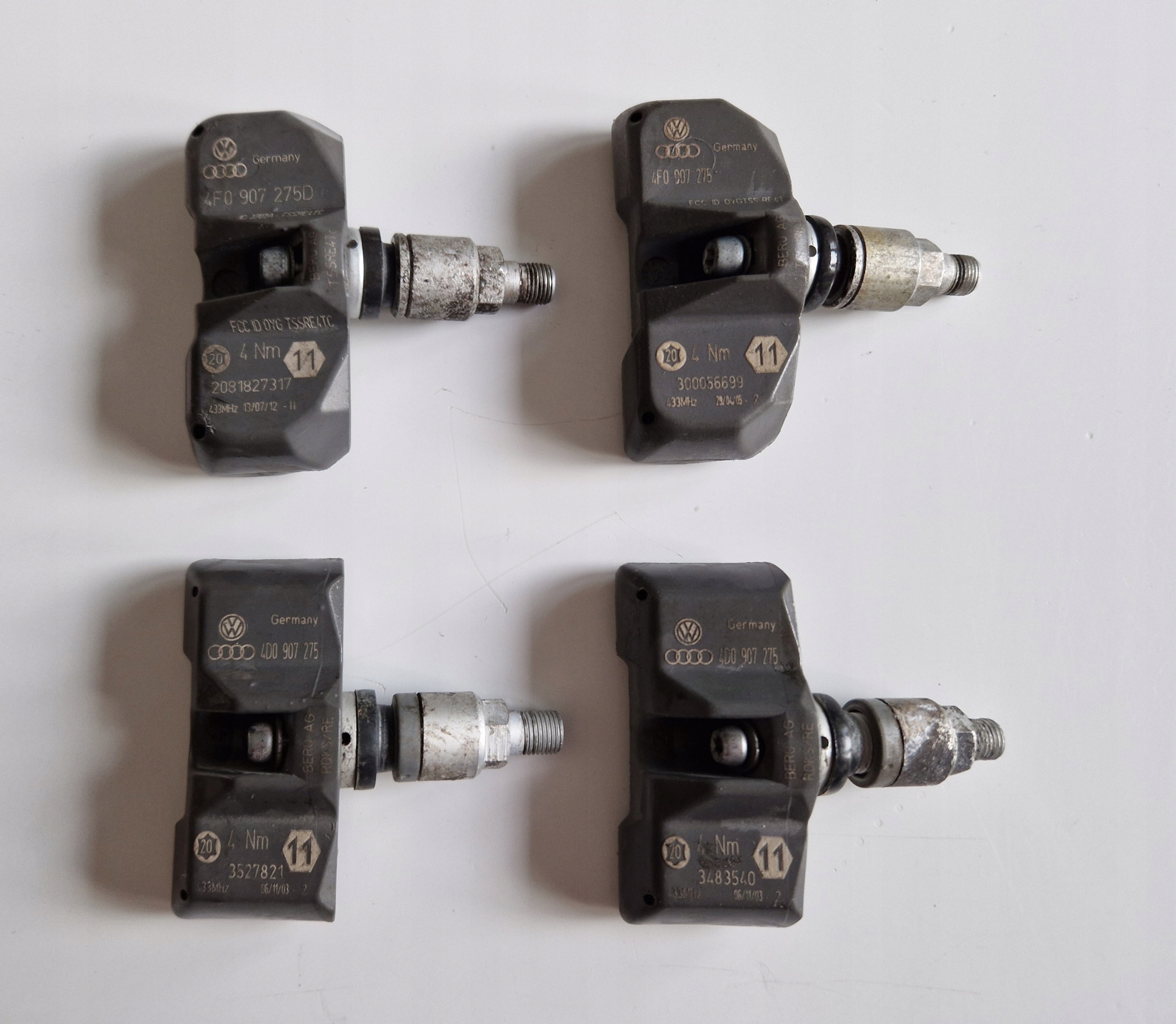 ДАТЧИКИ ТИСКУ КОЛІС AUDI VW 4D0907275