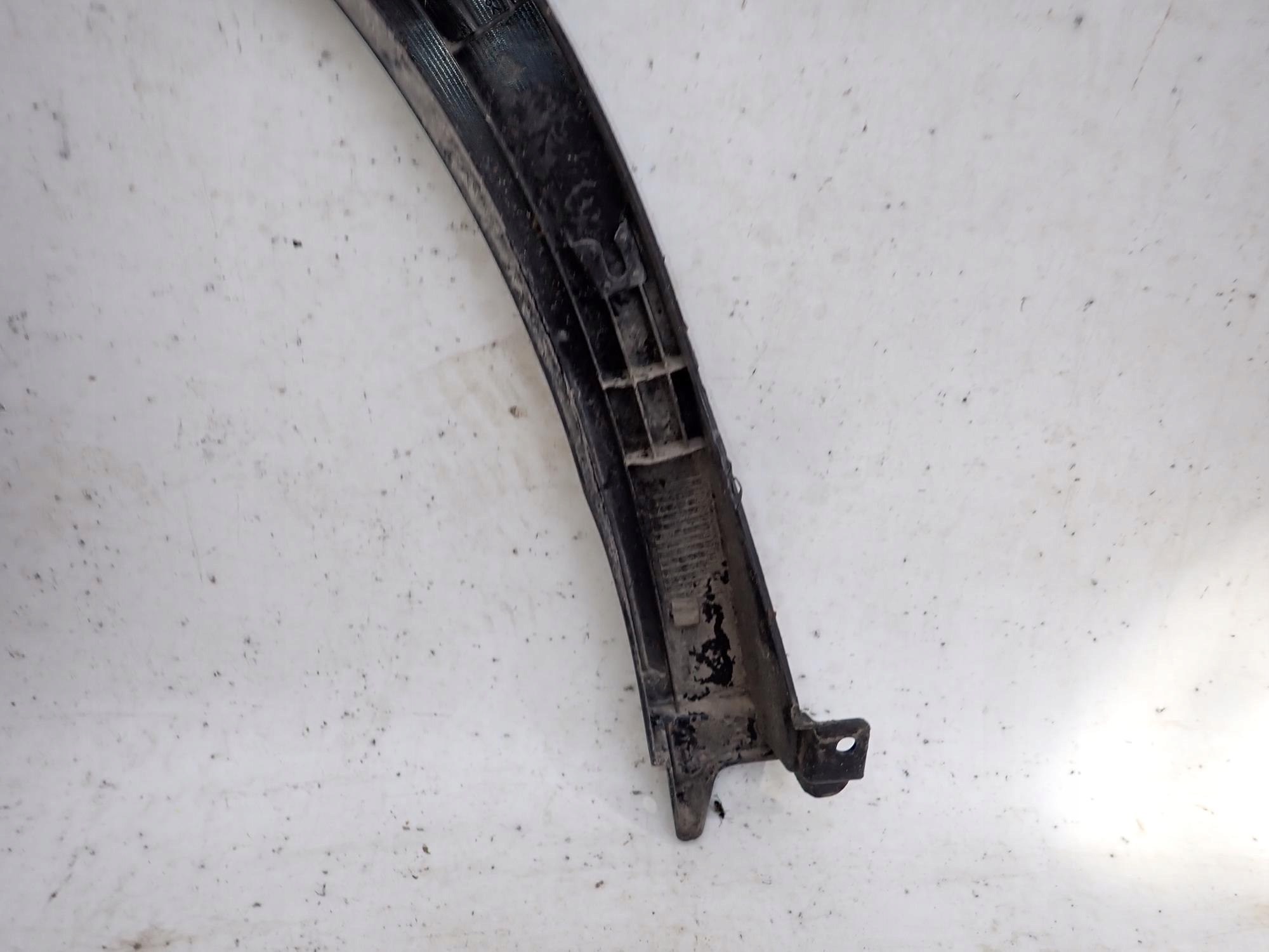 SUZUKI VITARA II 2 15-> moulding cap left rear part
