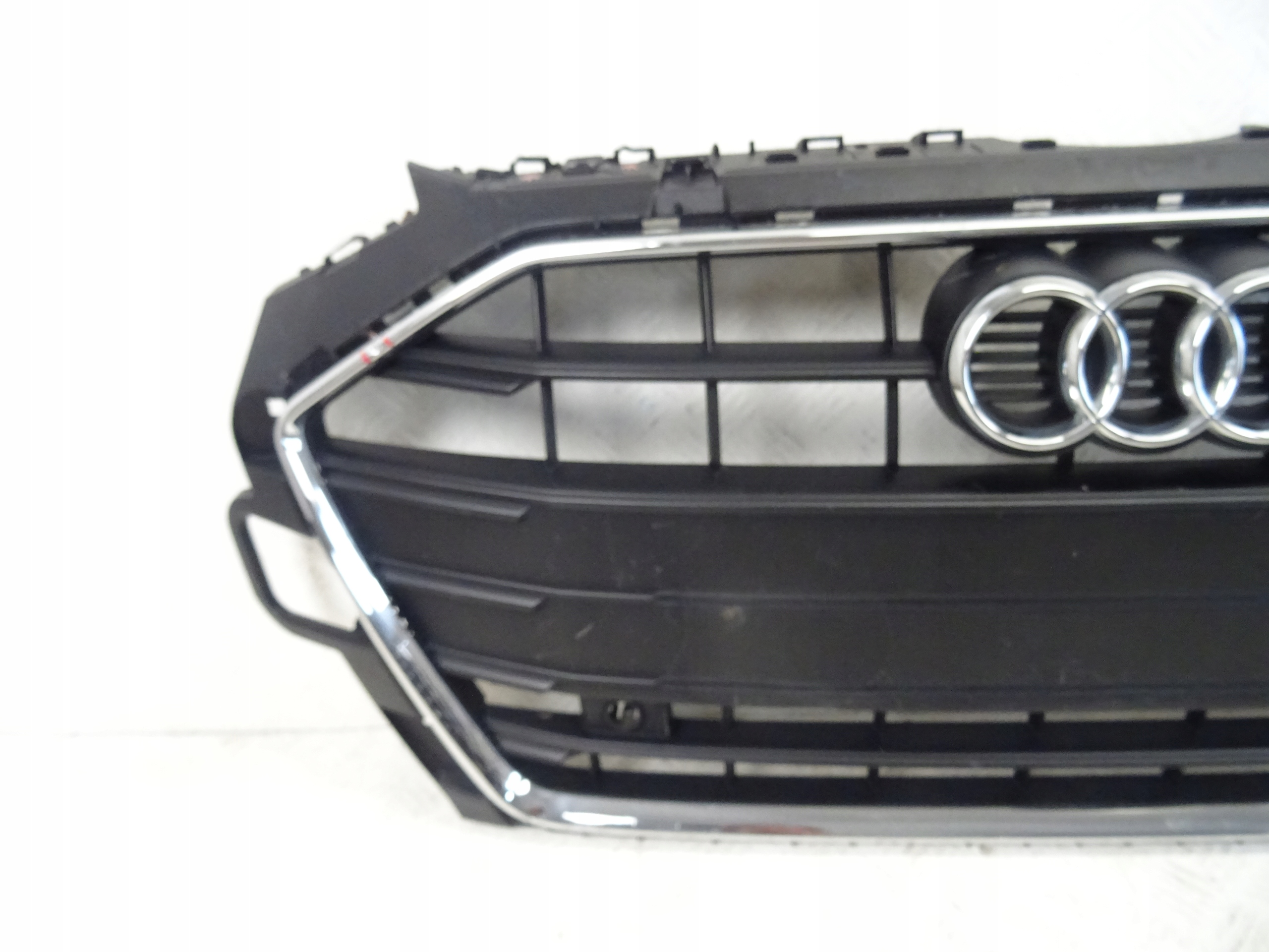 grill grille front front AUDI A4 B9 LIFT 8W0853651DB