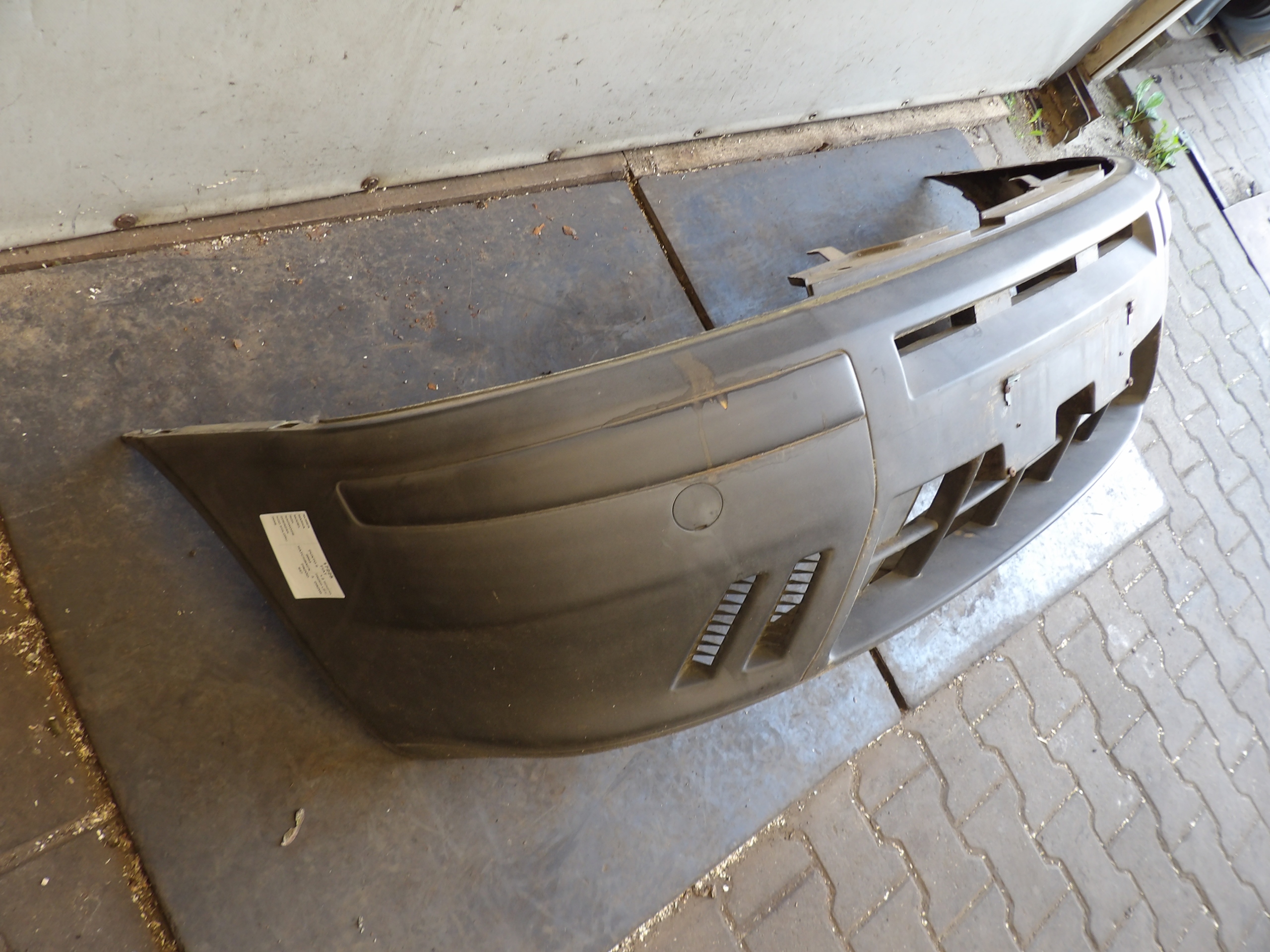 Fiat Punto II bumper front lak. 647