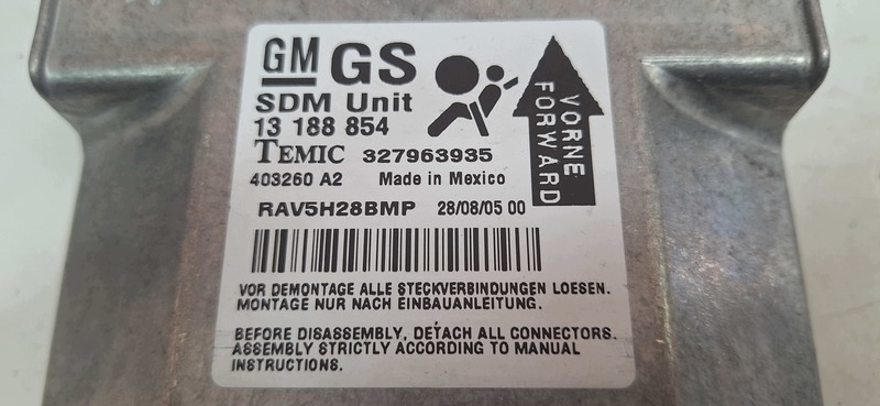 module airbag OPEL ASTRA H 13188854
