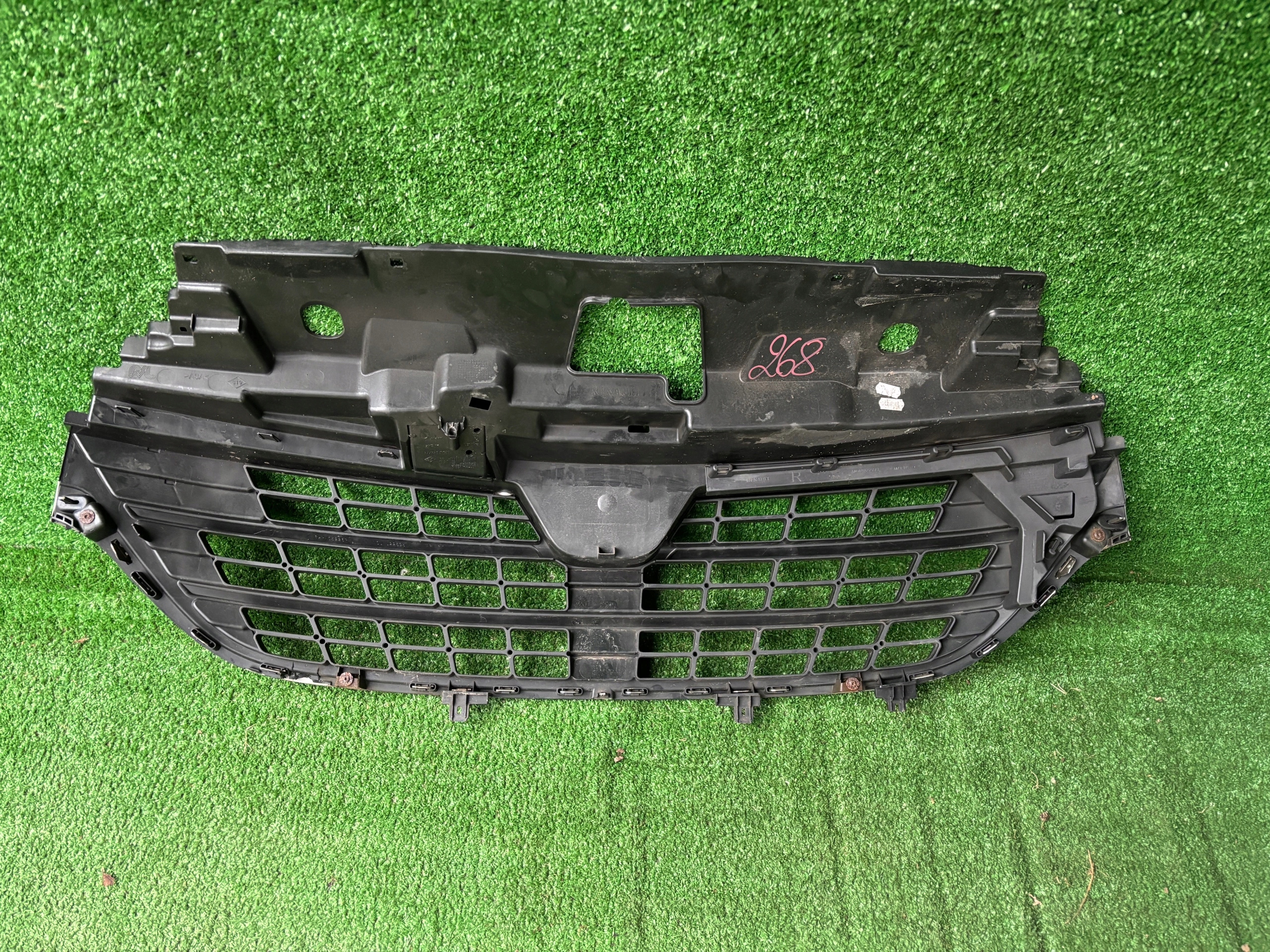 Renault Trafic 3 front prekladgrill bumper front MOU022771