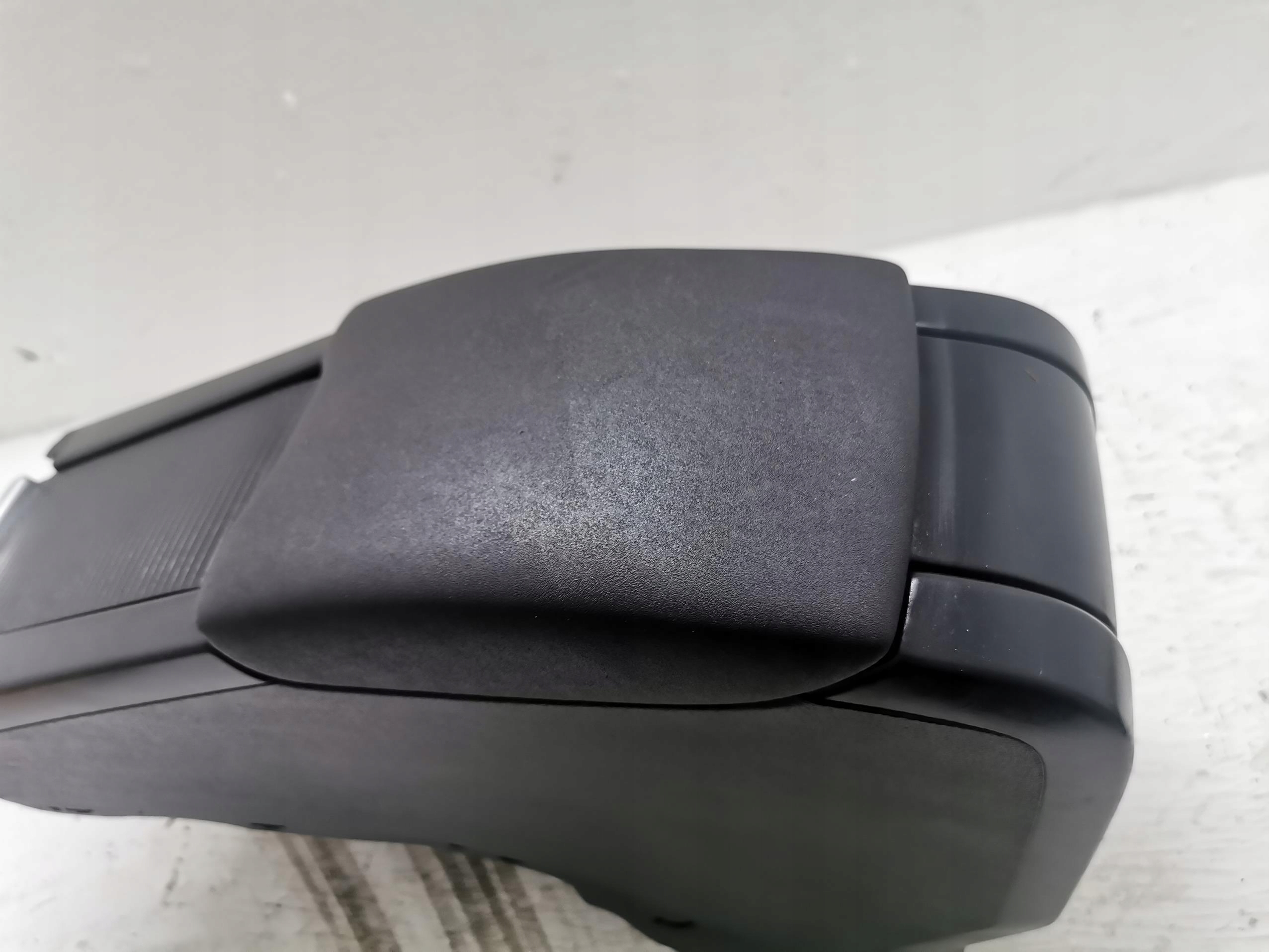 TUNEL mitte VOLVO V60 II 10-18 39803369