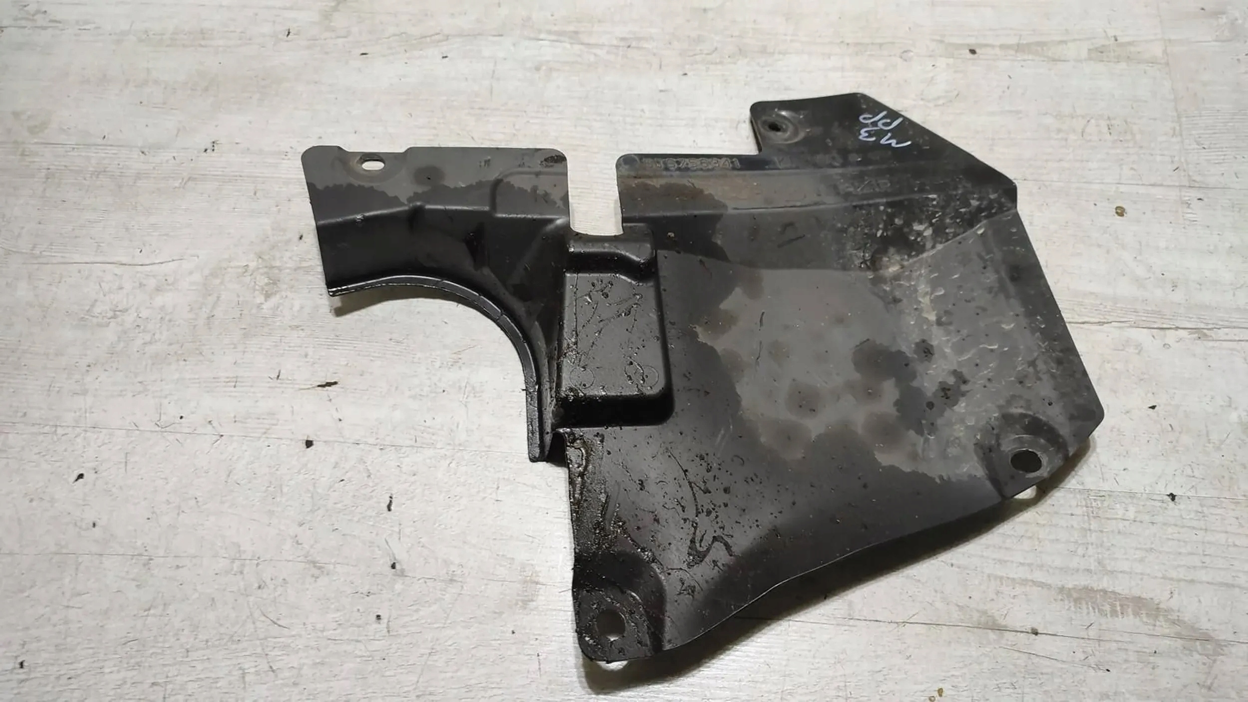 Mazda 3 III BM 17r motor cover right front