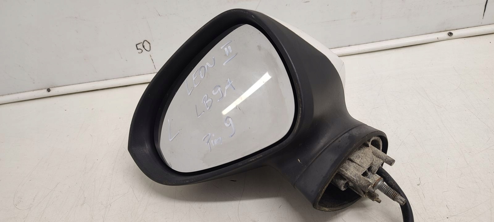 mirror left 9pin Seat Leon II LIFT LB9A