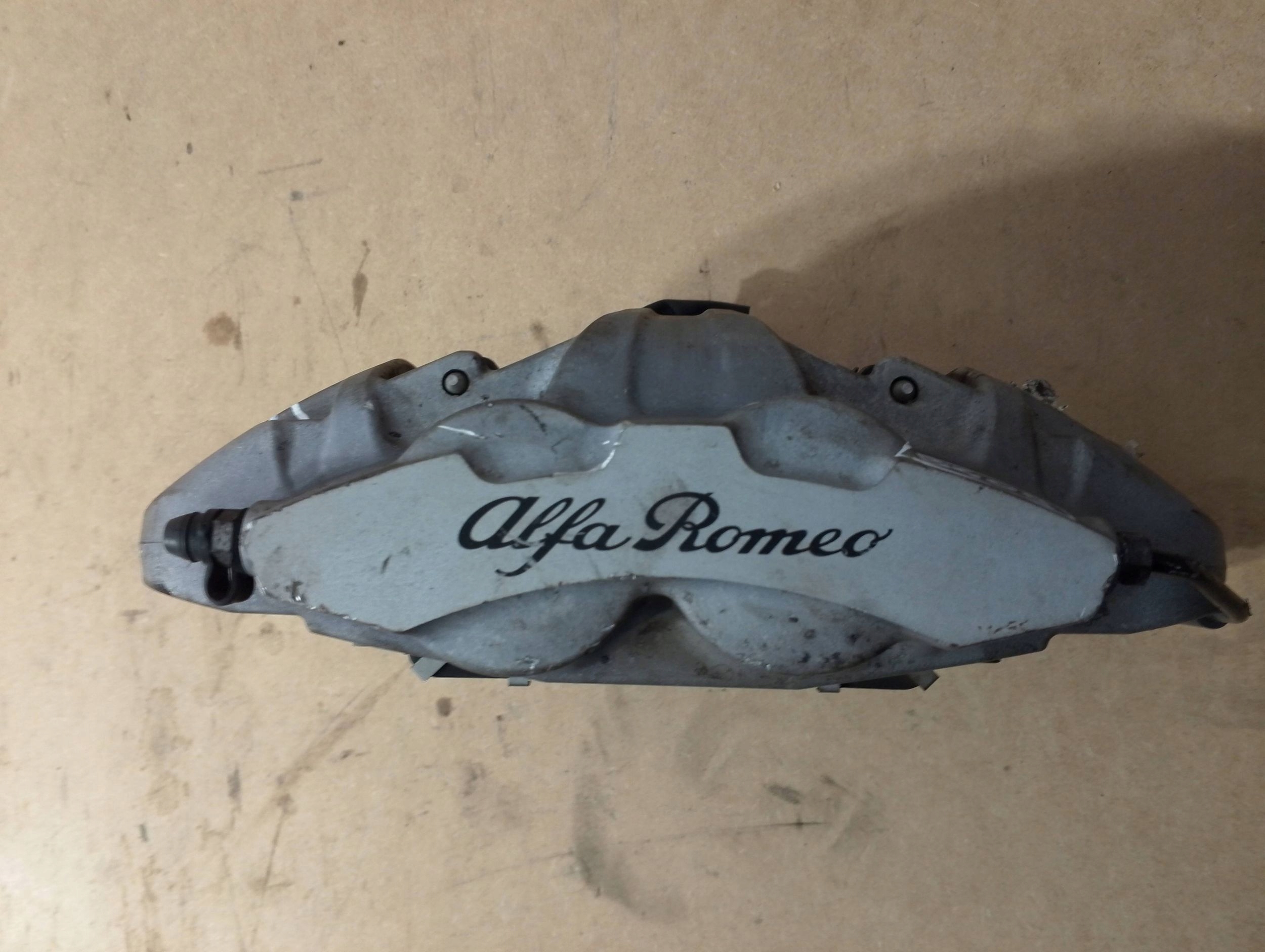 ALFA ROMEO STELVIO caliper front left front 20C29807 (B409)